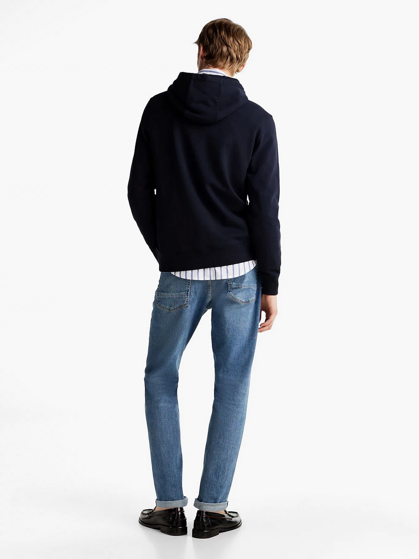 Худи и свитшоты Tommy Hilfiger модель MW0MW37235-DW5 Худи и свитшоты Tommy Hilfiger модель MW0MW37235-DW5 Фото