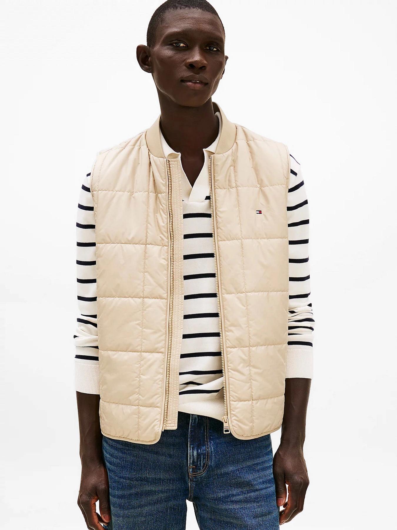Куртки та дублянки Tommy Hilfiger модель MW0MW38727-RBT Куртки та дублянки Tommy Hilfiger модель MW0MW38727-RBT Фото