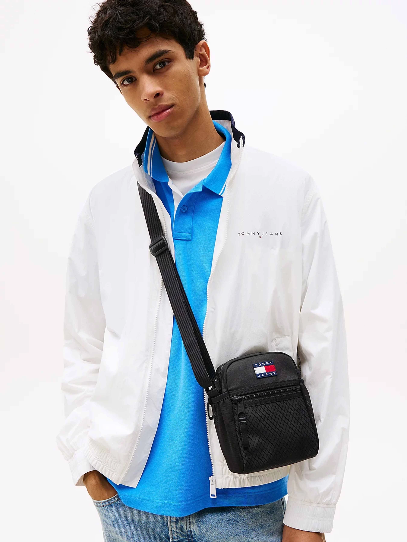 Сумки Tommy Hilfiger модель AM0AM13397-BDS Фото