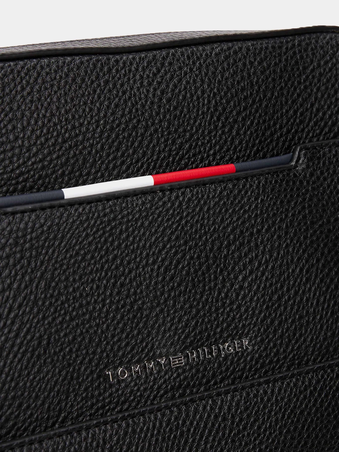 Сумки Tommy Hilfiger модель AM0AM13489-BDS Сумки Tommy Hilfiger модель AM0AM13489-BDS Фото