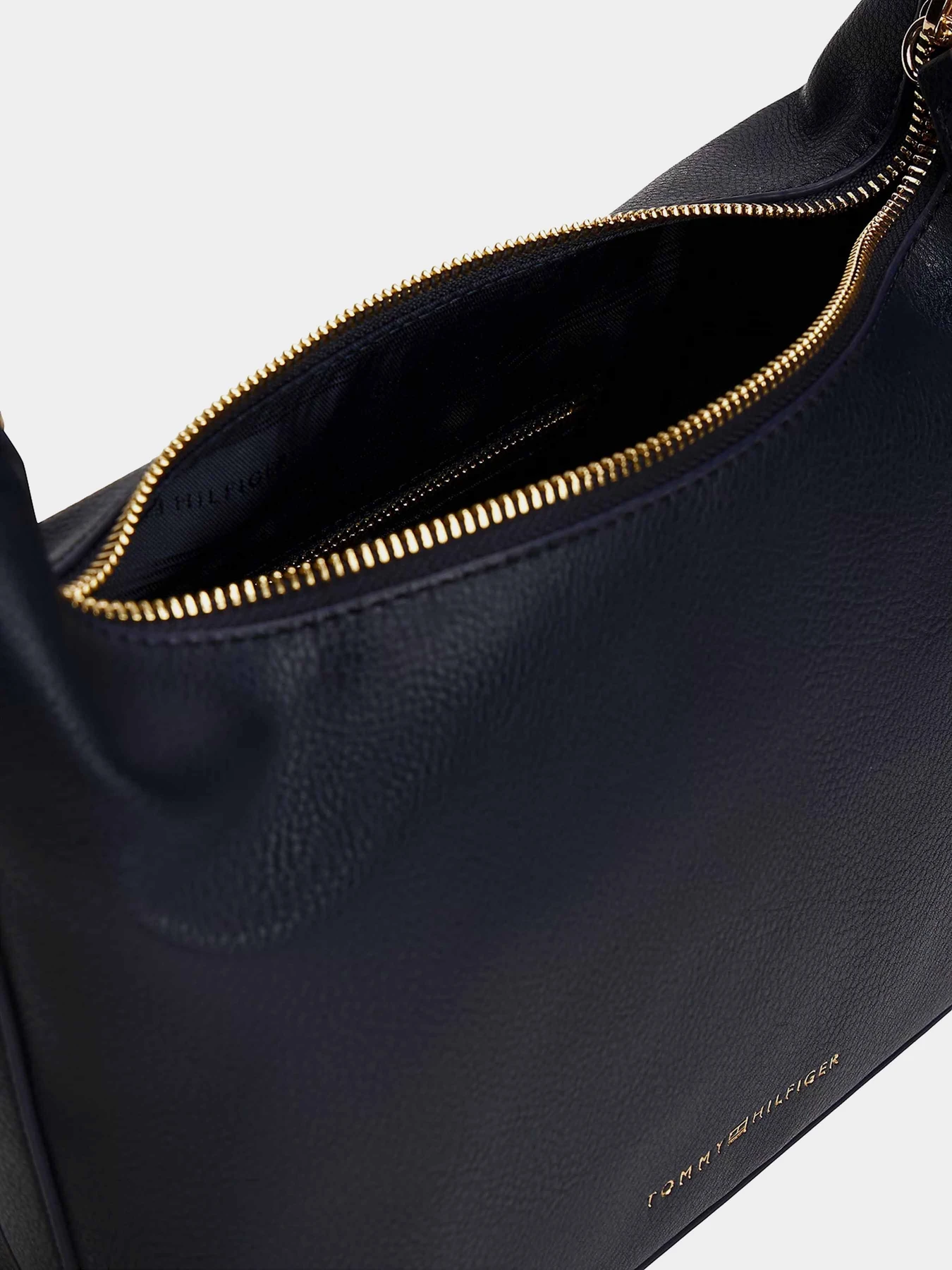 Сумки Tommy Hilfiger модель AW0AW17451-DW6 Сумки Tommy Hilfiger модель AW0AW17451-DW6 Фото