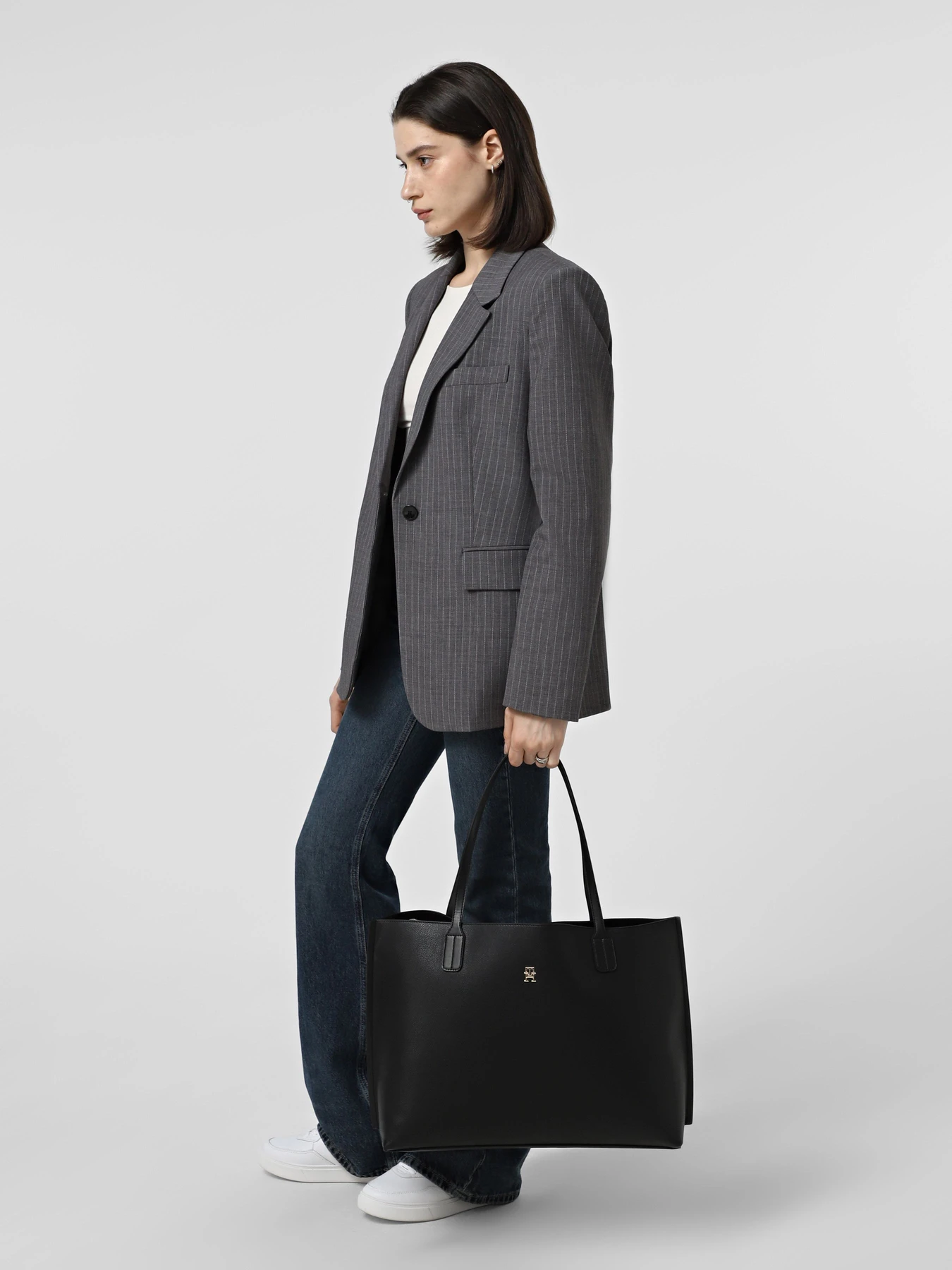Сумки Tommy Hilfiger модель AW0AW17461-BDS Фото