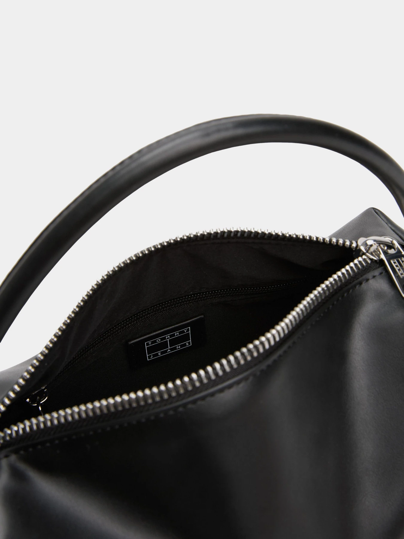 Сумки Tommy Hilfiger модель AW0AW17531-BDS Фото