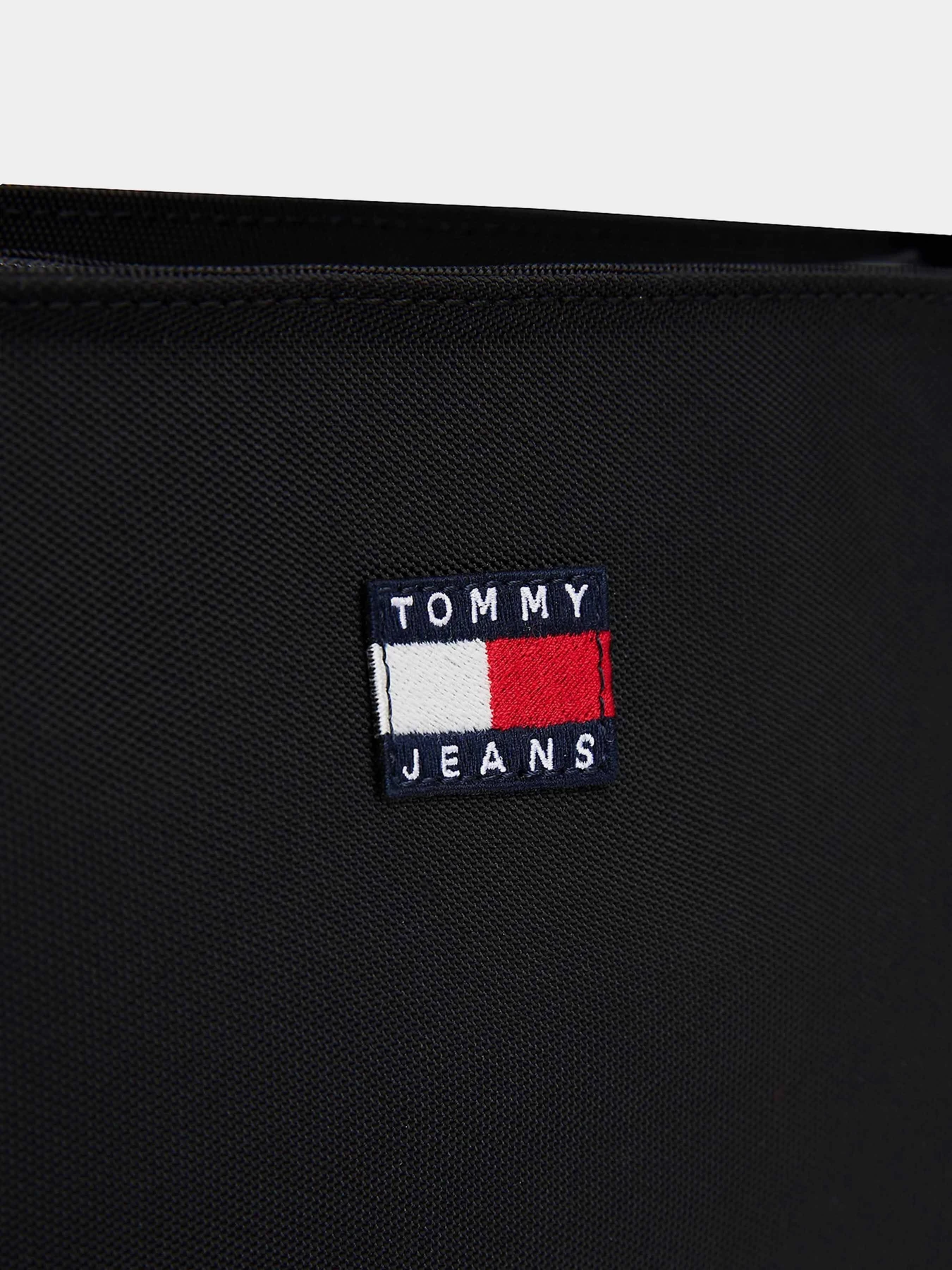 Сумки Tommy Hilfiger модель AW0AW17544-BDS Сумки Tommy Hilfiger модель AW0AW17544-BDS Фото