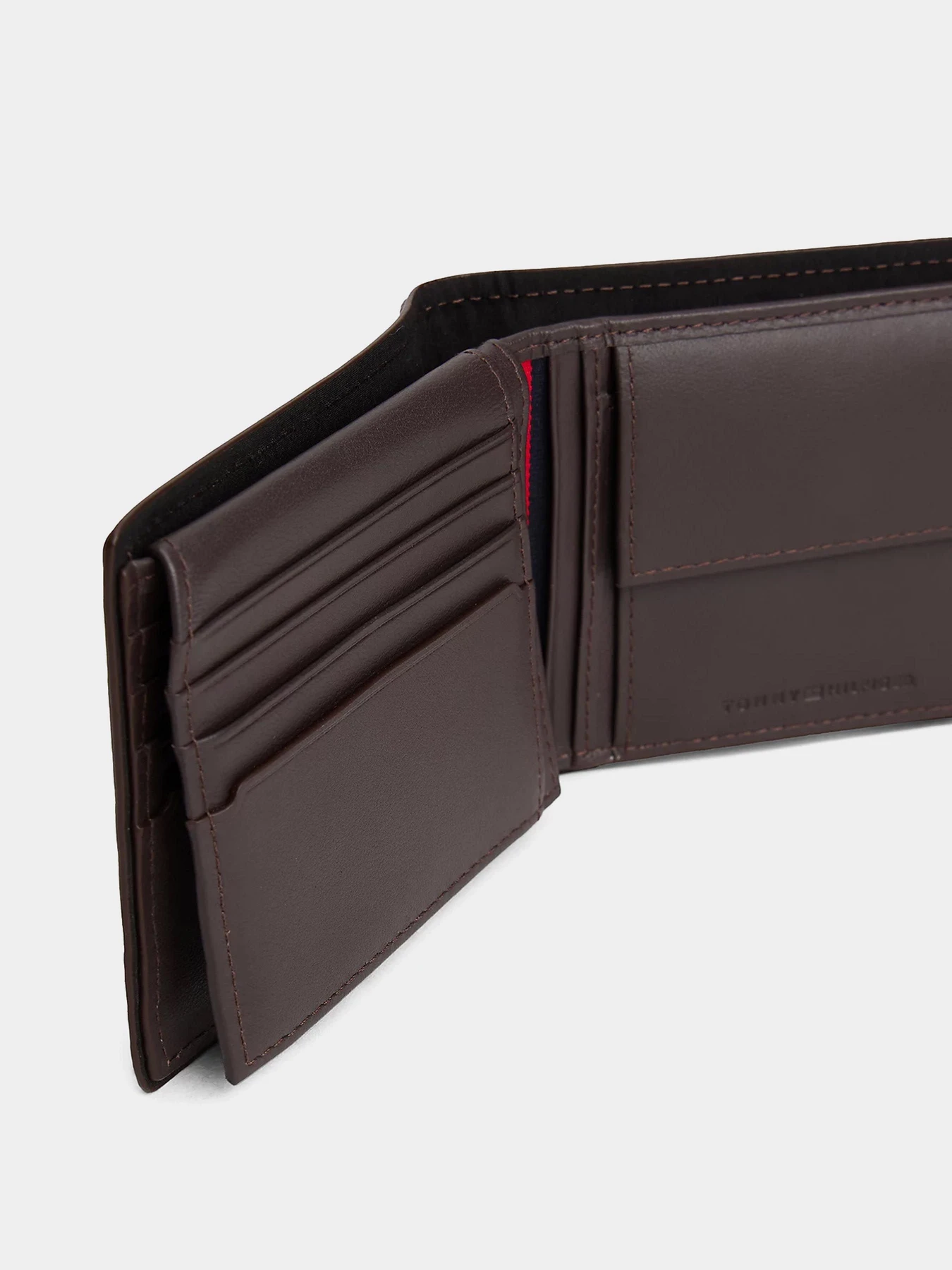 Кошельки Tommy Hilfiger модель AM0AM13741-GB6 Кошельки Tommy Hilfiger модель AM0AM13741-GB6 Фото