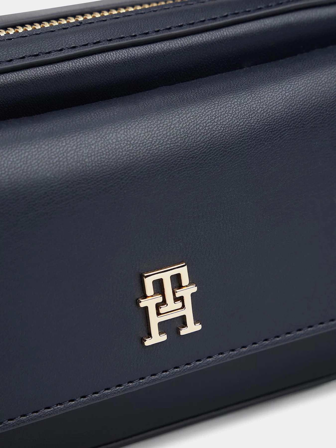 Сумки Tommy Hilfiger модель AW0AW17680-DW6 Сумки Tommy Hilfiger модель AW0AW17680-DW6 Фото