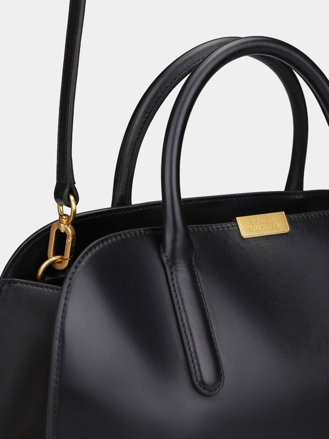 Сумки Tommy Hilfiger модель AW0AW18205-BDS Фото