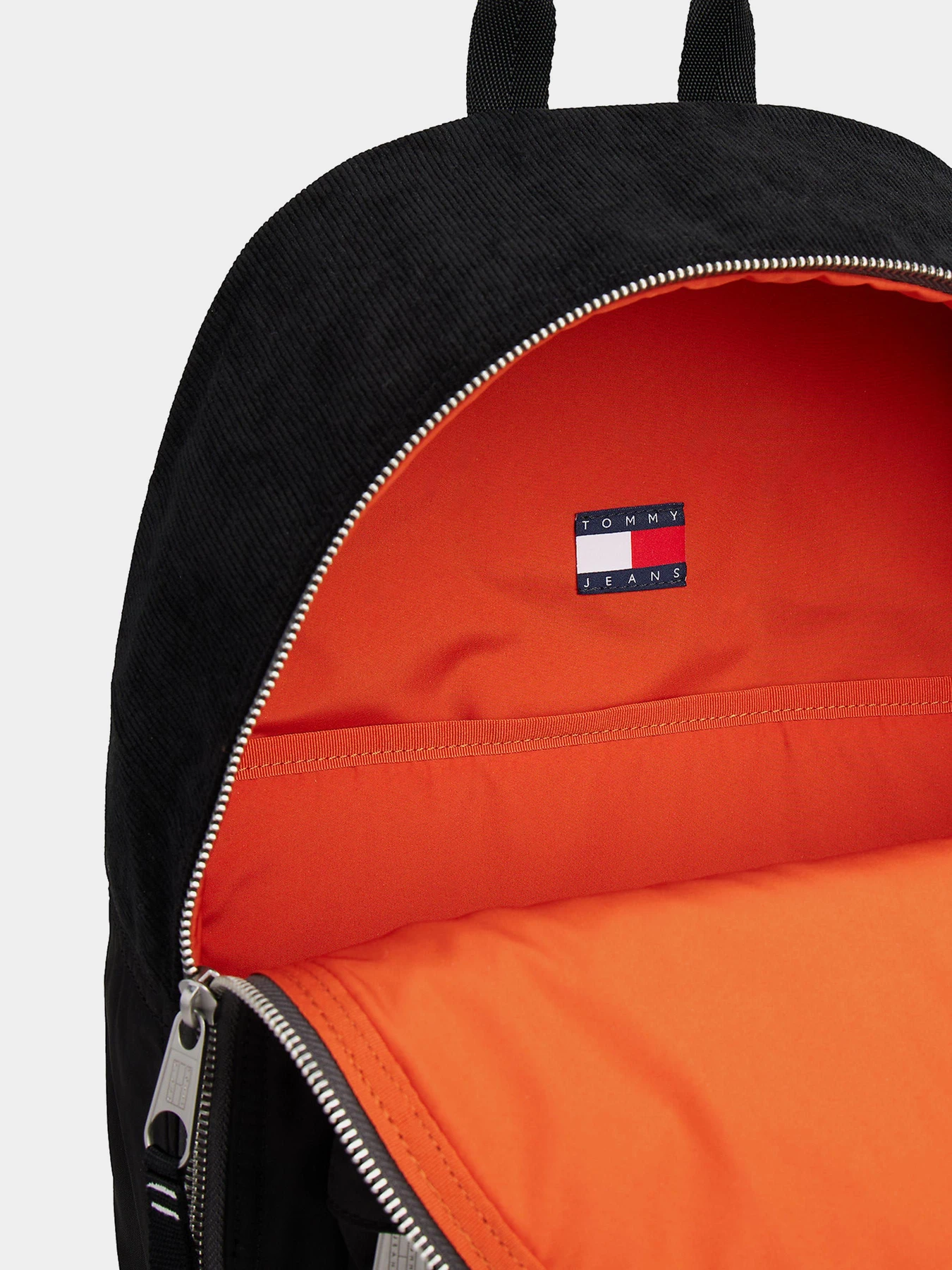 Рюкзаки Tommy Hilfiger модель AM0AM13733-BDS Рюкзаки Tommy Hilfiger модель AM0AM13733-BDS Фото