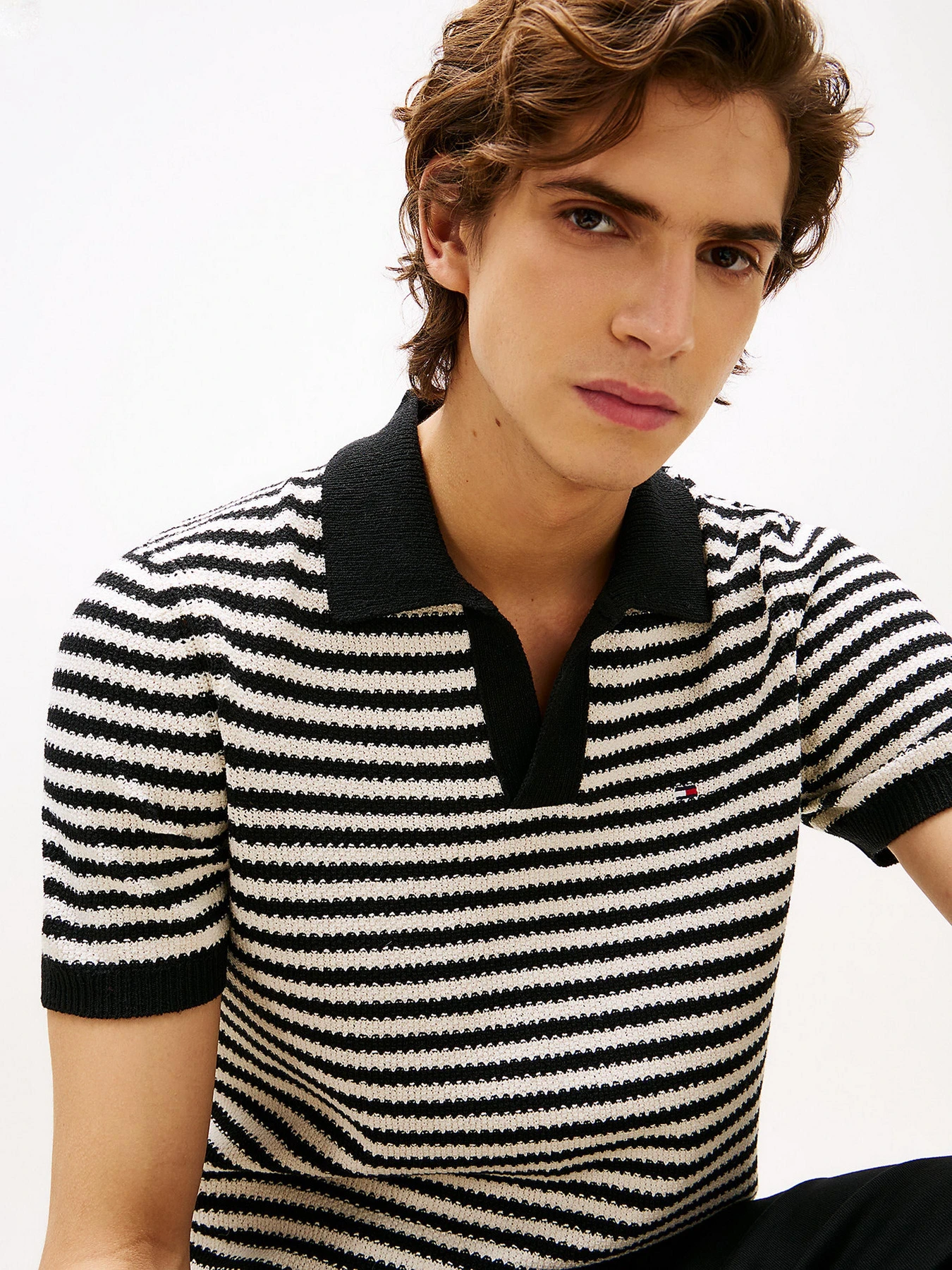 Свитры и кардиганы Tommy Hilfiger модель MW0MW39531-0A4 Свитры и кардиганы Tommy Hilfiger модель MW0MW39531-0A4 Фото