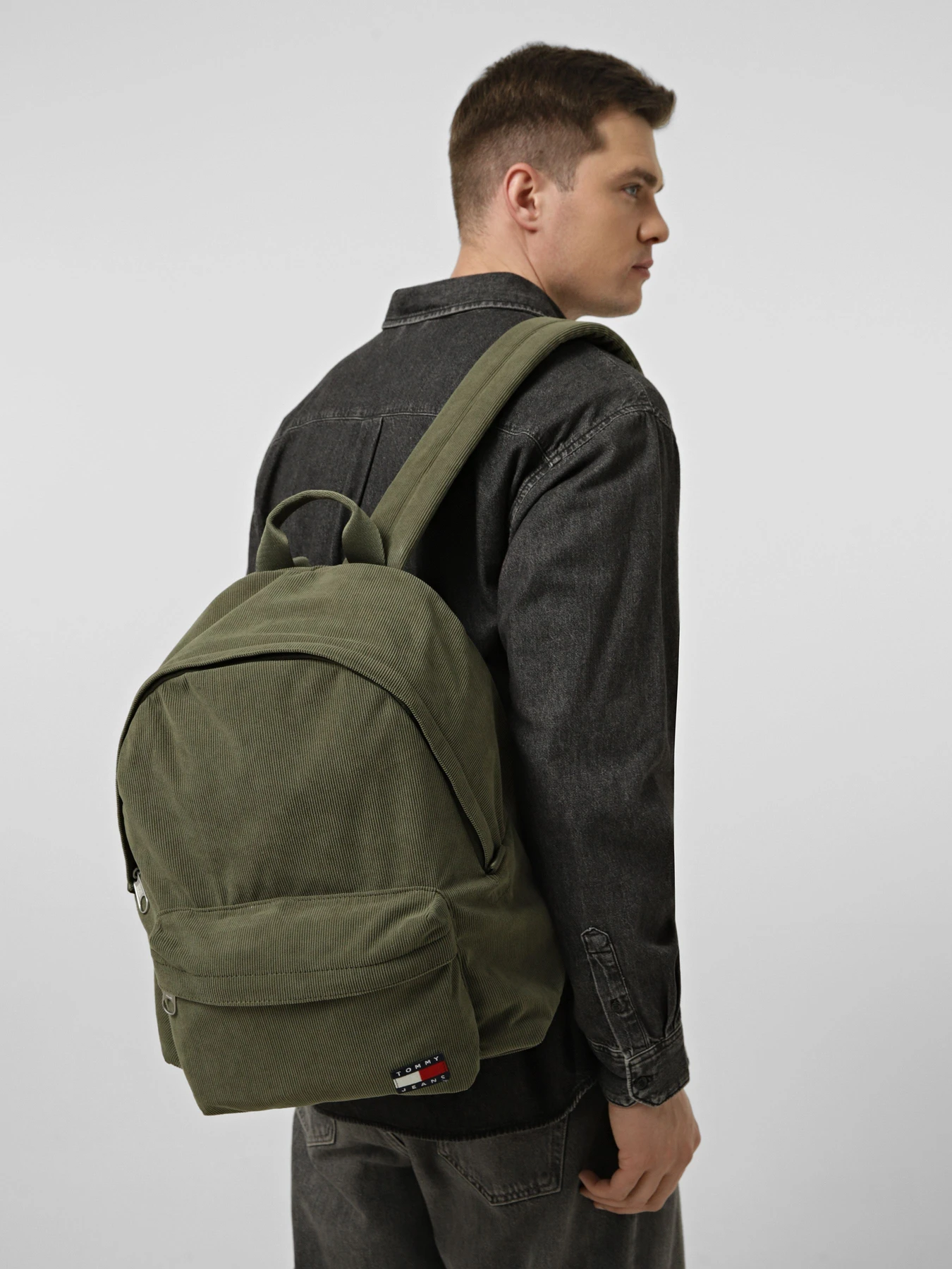 Рюкзаки Tommy Hilfiger TJM ESS DAILY CORD BACKPACK модель AM0AM13895-GY1 Фото