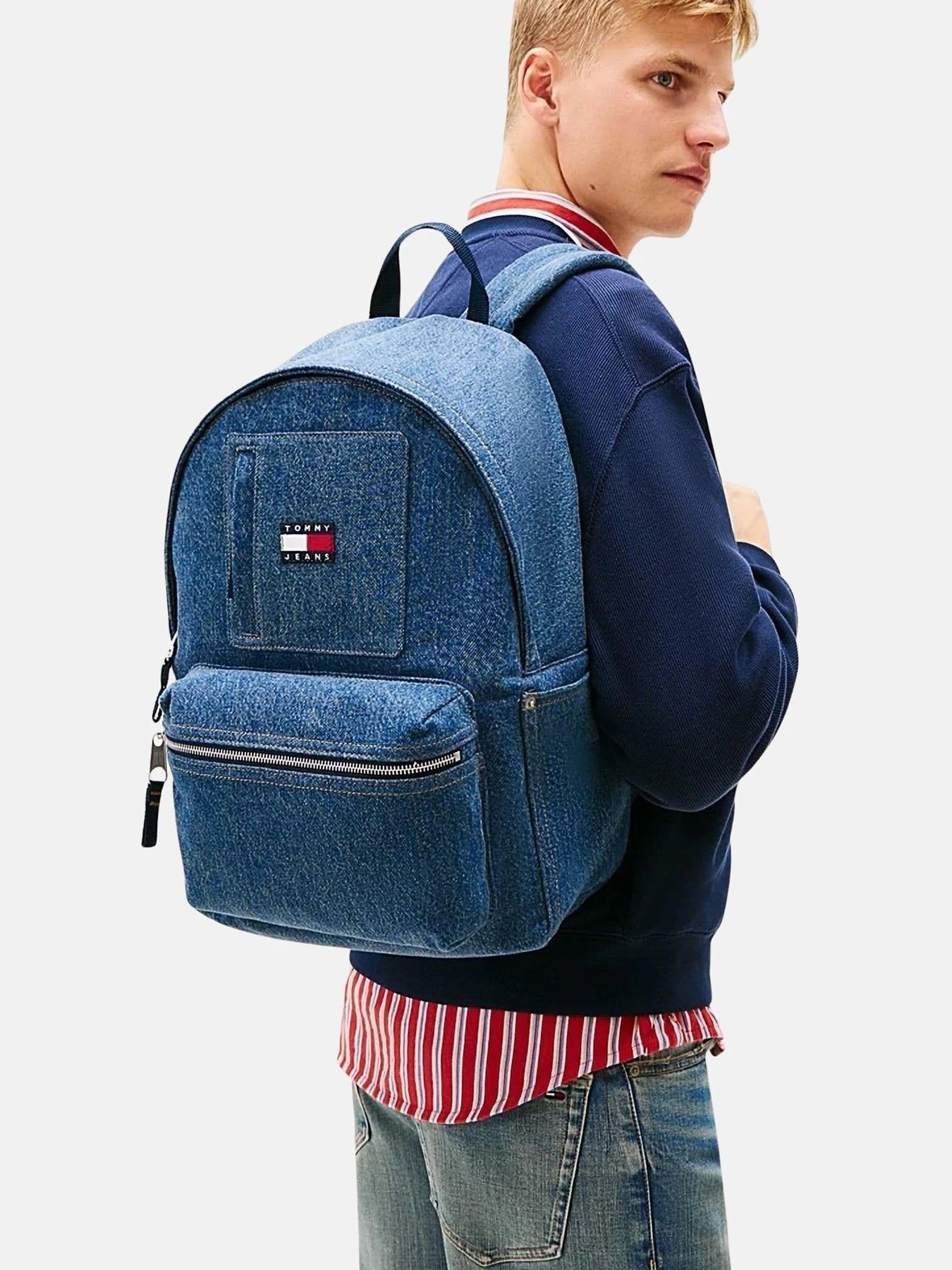 Рюкзаки Tommy Hilfiger TJM UTILITY DENIM BACKPACK модель AM0AM14052-1A7 Рюкзаки Tommy Hilfiger TJM UTILITY DENIM BACKPACK модель AM0AM14052-1A7 Фото