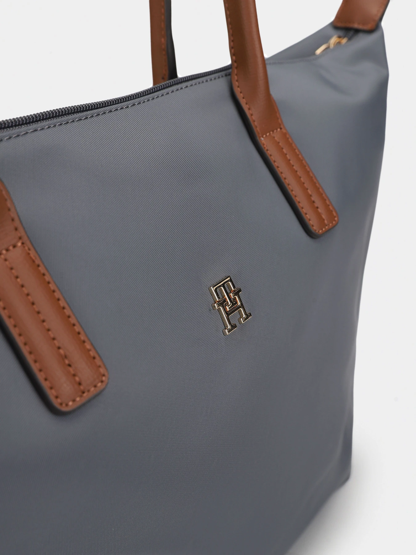 Сумки Tommy Hilfiger POPETTE TOTE модель AW0AW17711-PTU Сумки Tommy Hilfiger POPETTE TOTE модель AW0AW17711-PTU Фото