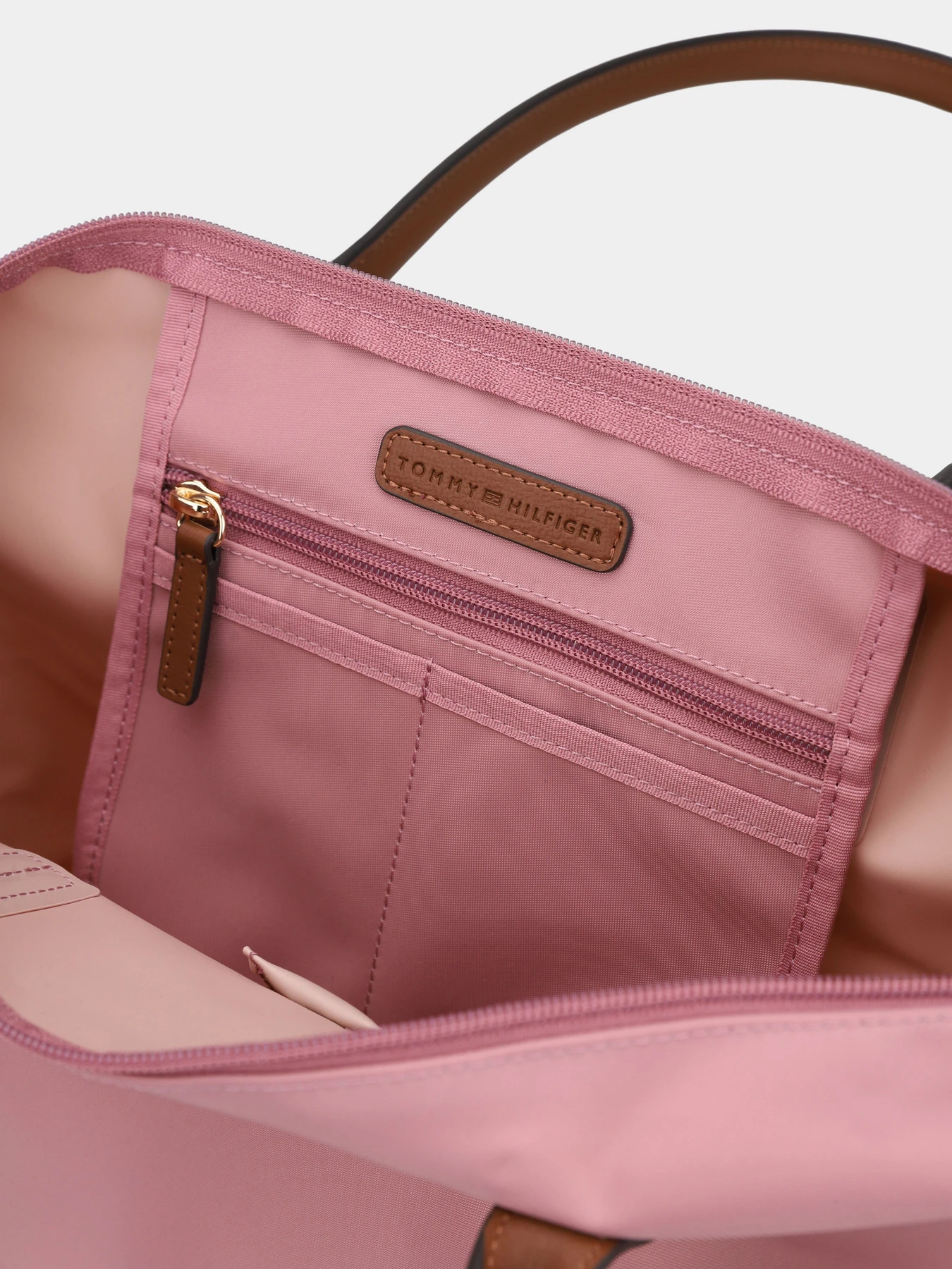 Сумки Tommy Hilfiger POPETTE TOTE модель AW0AW17711-VKW Сумки Tommy Hilfiger POPETTE TOTE модель AW0AW17711-VKW Фото