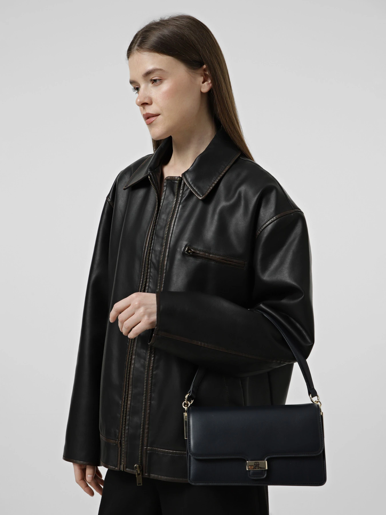 Сумки Tommy Hilfiger TH HERITAGE CONV CROSSOVER модель AW0AW18029-R07 Фото