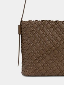Сумки Tommy Hilfiger TH BRAIDED SHOULDER BAG модель AW0AW18160-R07 Фото