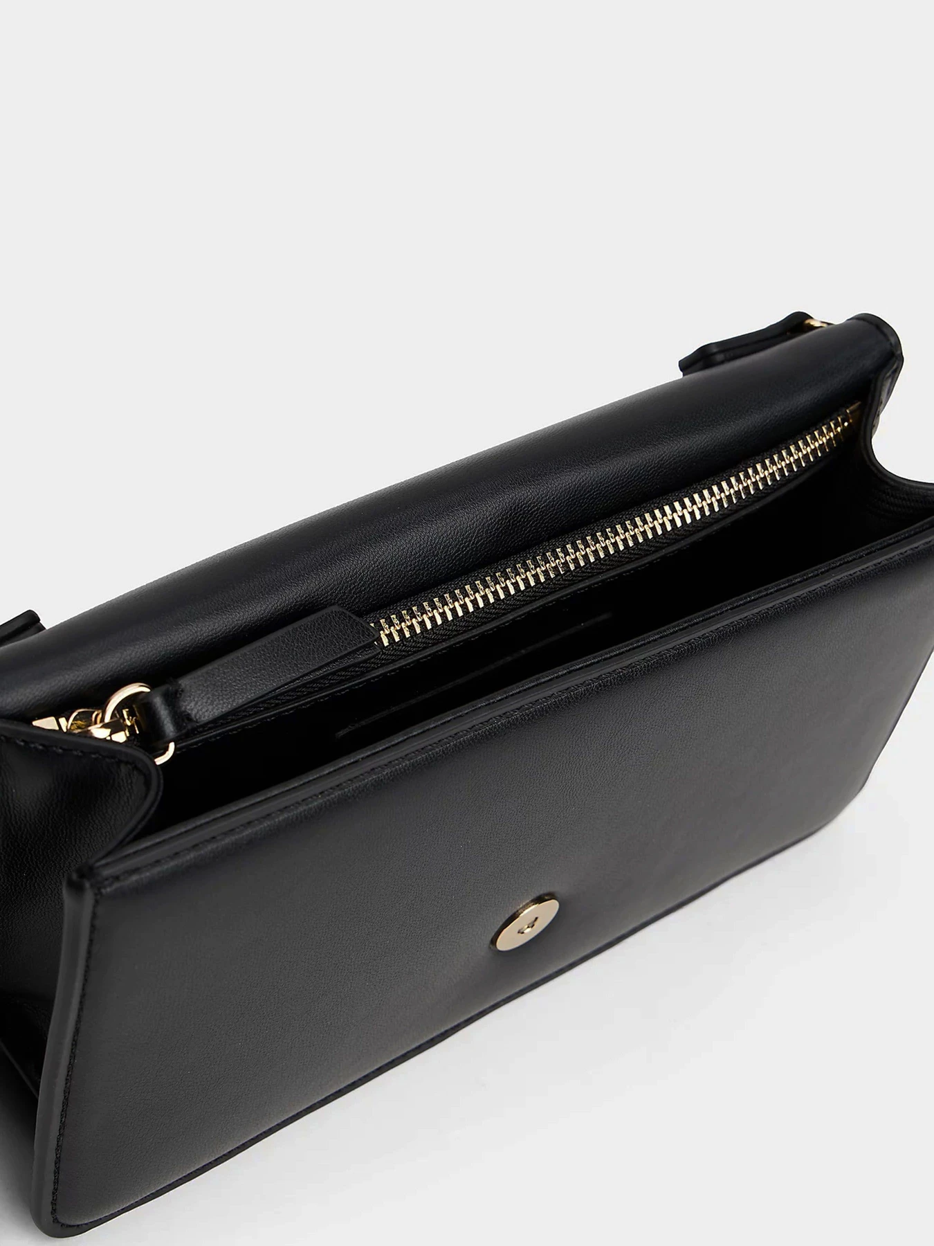 Сумки Tommy Hilfiger TH HERITAGE CLUTCH модель AW0AW18288-BDS Сумки Tommy Hilfiger TH HERITAGE CLUTCH модель AW0AW18288-BDS Фото