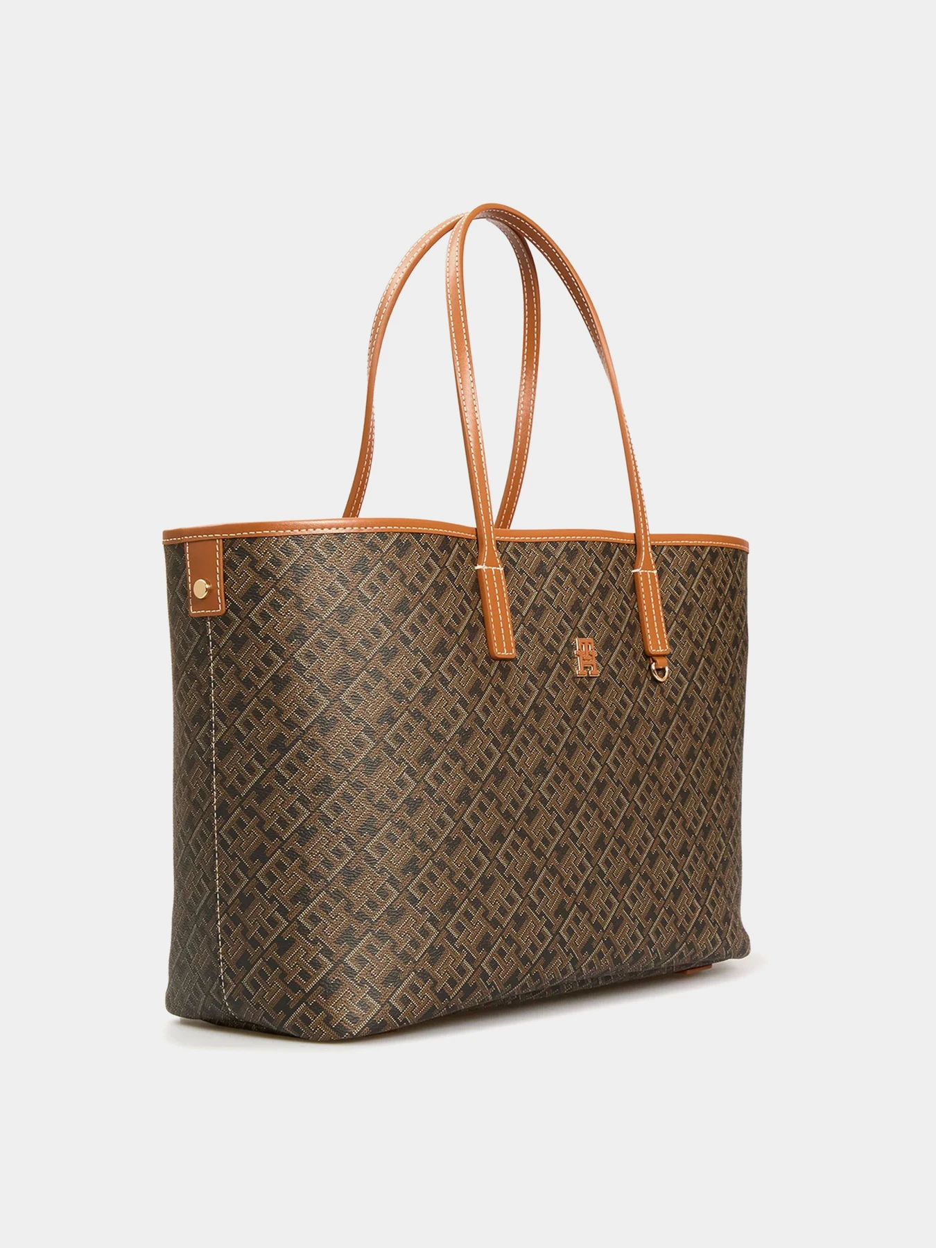 Сумки Tommy Hilfiger TH MONOPLAY TOTE LE модель AW0AW17416-0F4 Сумки Tommy Hilfiger TH MONOPLAY TOTE LE модель AW0AW17416-0F4 Фото