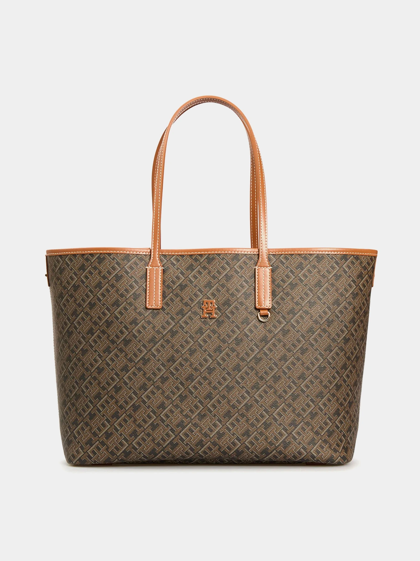 Сумки Tommy Hilfiger TH MONOPLAY TOTE LE модель AW0AW17416-0F4 Сумки Tommy Hilfiger TH MONOPLAY TOTE LE модель AW0AW17416-0F4 Фото