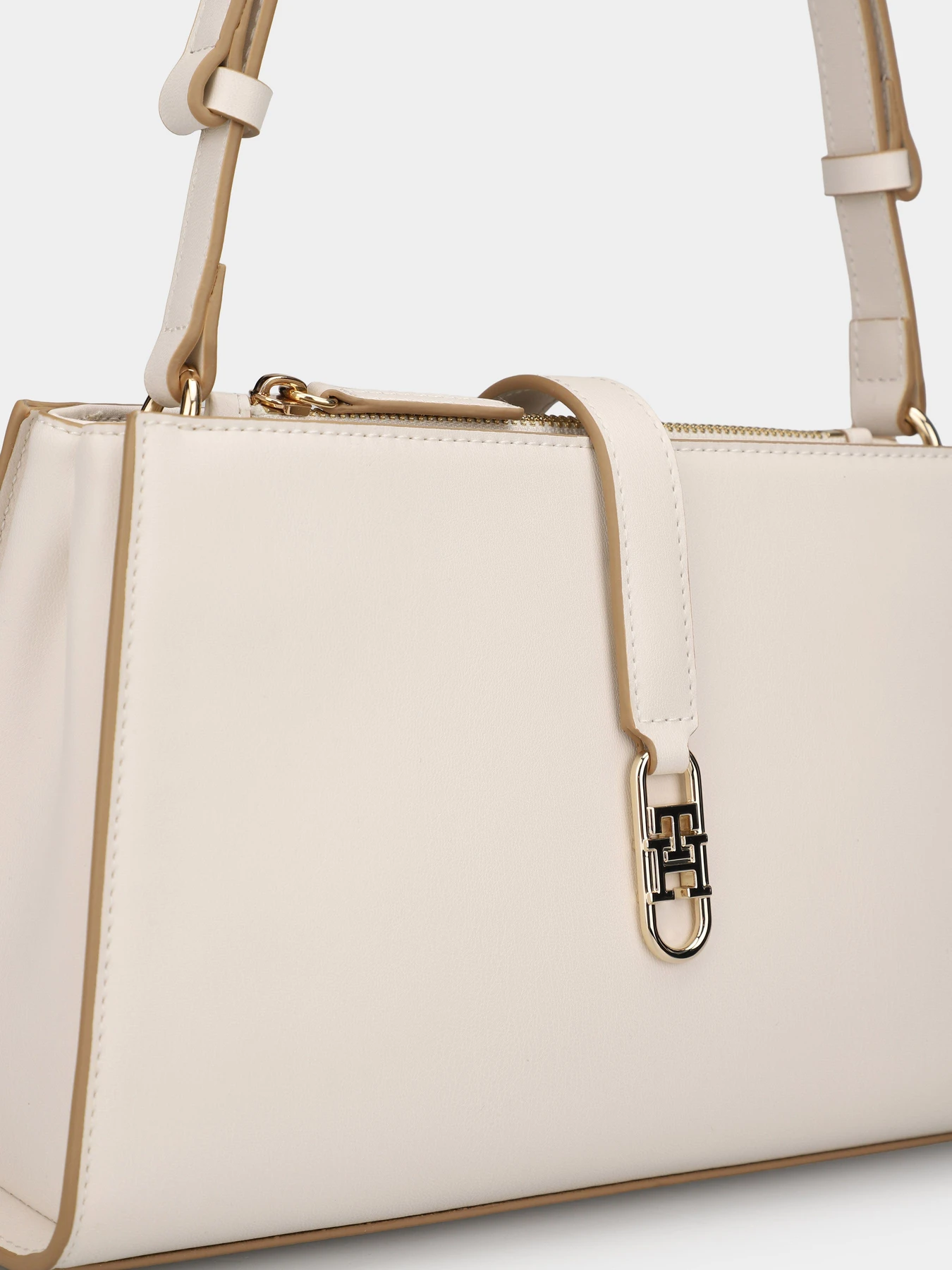 Сумки Tommy Hilfiger TH LIBRE SHOULDER BAG модель AW0AW17718-AEO Фото
