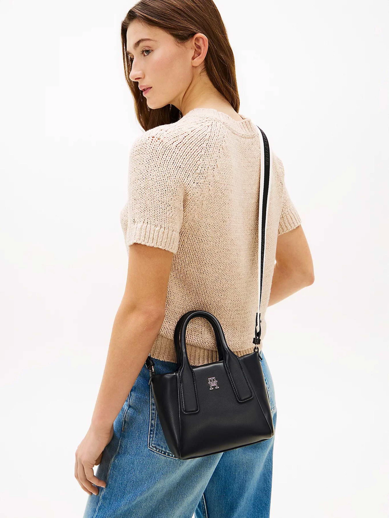 Сумки Tommy Hilfiger TH ESSENTIAL MINI TOTE модель AW0AW18371-BDS Фото