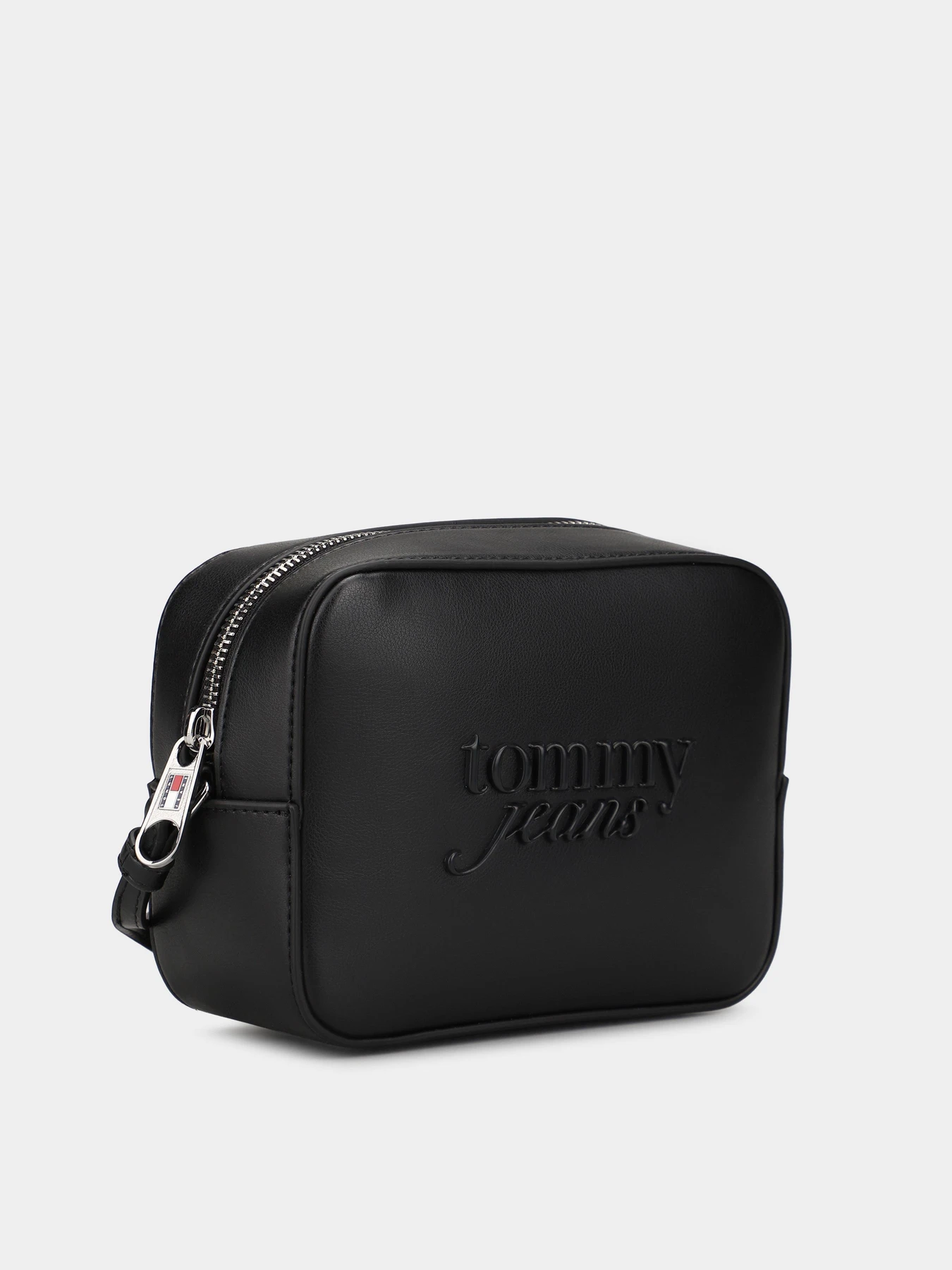 Сумки Tommy Hilfiger TJW MUST CAMERA BAG модель AW0AW18451-BDS Сумки Tommy Hilfiger TJW MUST CAMERA BAG модель AW0AW18451-BDS Фото
