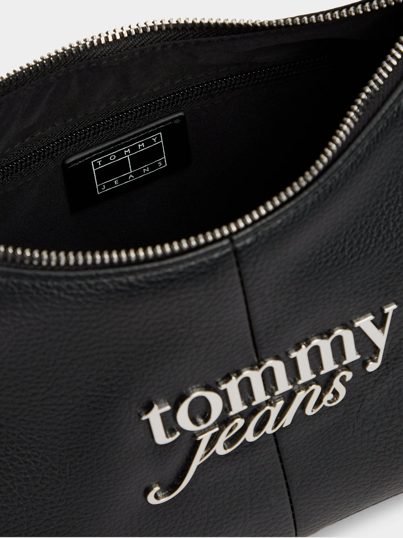 Сумки Tommy Hilfiger TJW BOLD SHOULDER BAG модель AW0AW18468-BDS Сумки Tommy Hilfiger TJW BOLD SHOULDER BAG модель AW0AW18468-BDS Фото