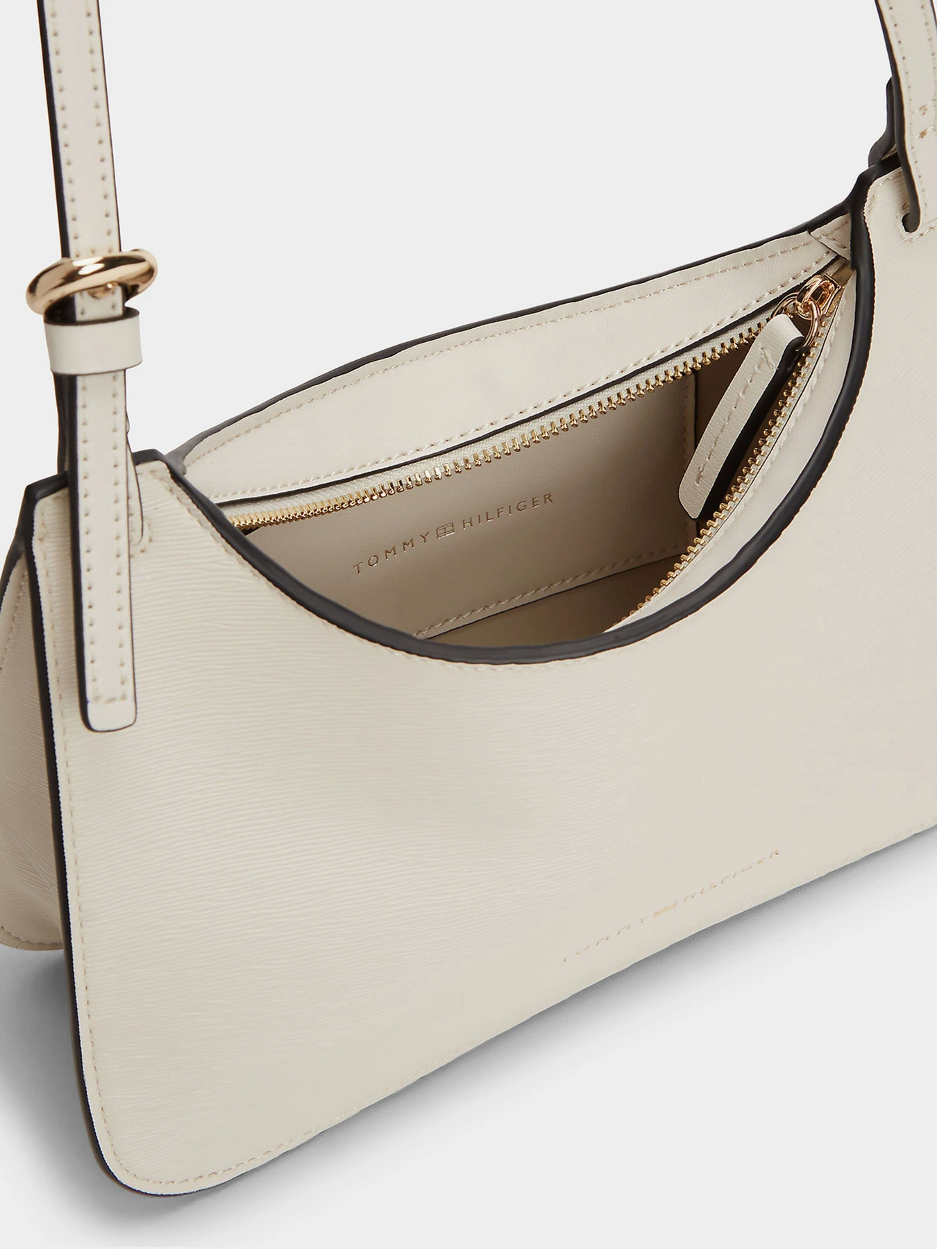 Сумки Tommy Hilfiger TH MODERN CROSSOVER модель AW0AW18619-AEO Фото