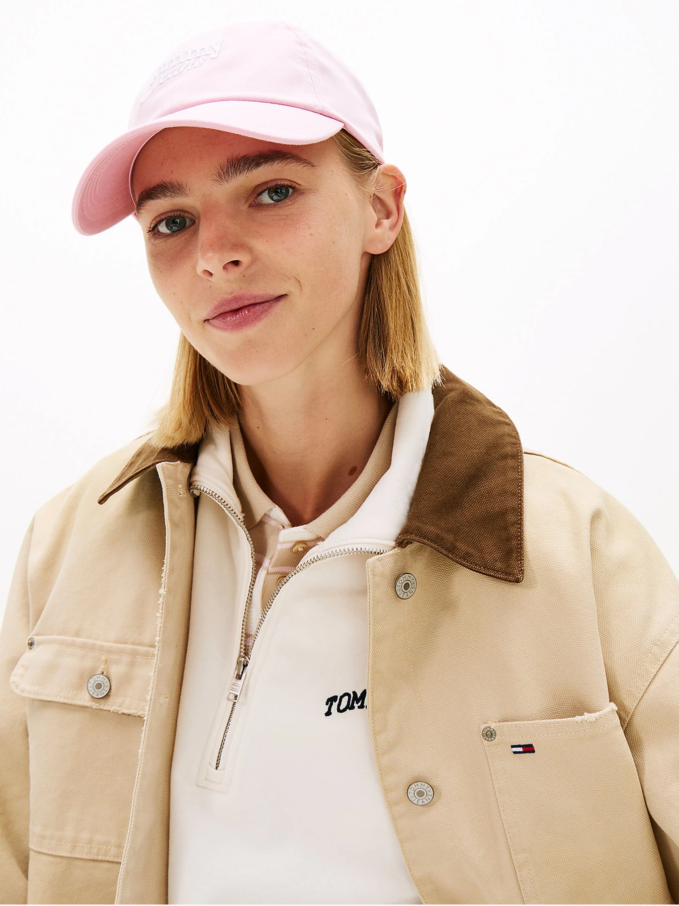 Шапки и кепки Tommy Hilfiger TJW SCRIPT LOGO CAP модель AW0AW18358-TOP Шапки и кепки Tommy Hilfiger TJW SCRIPT LOGO CAP модель AW0AW18358-TOP Фото