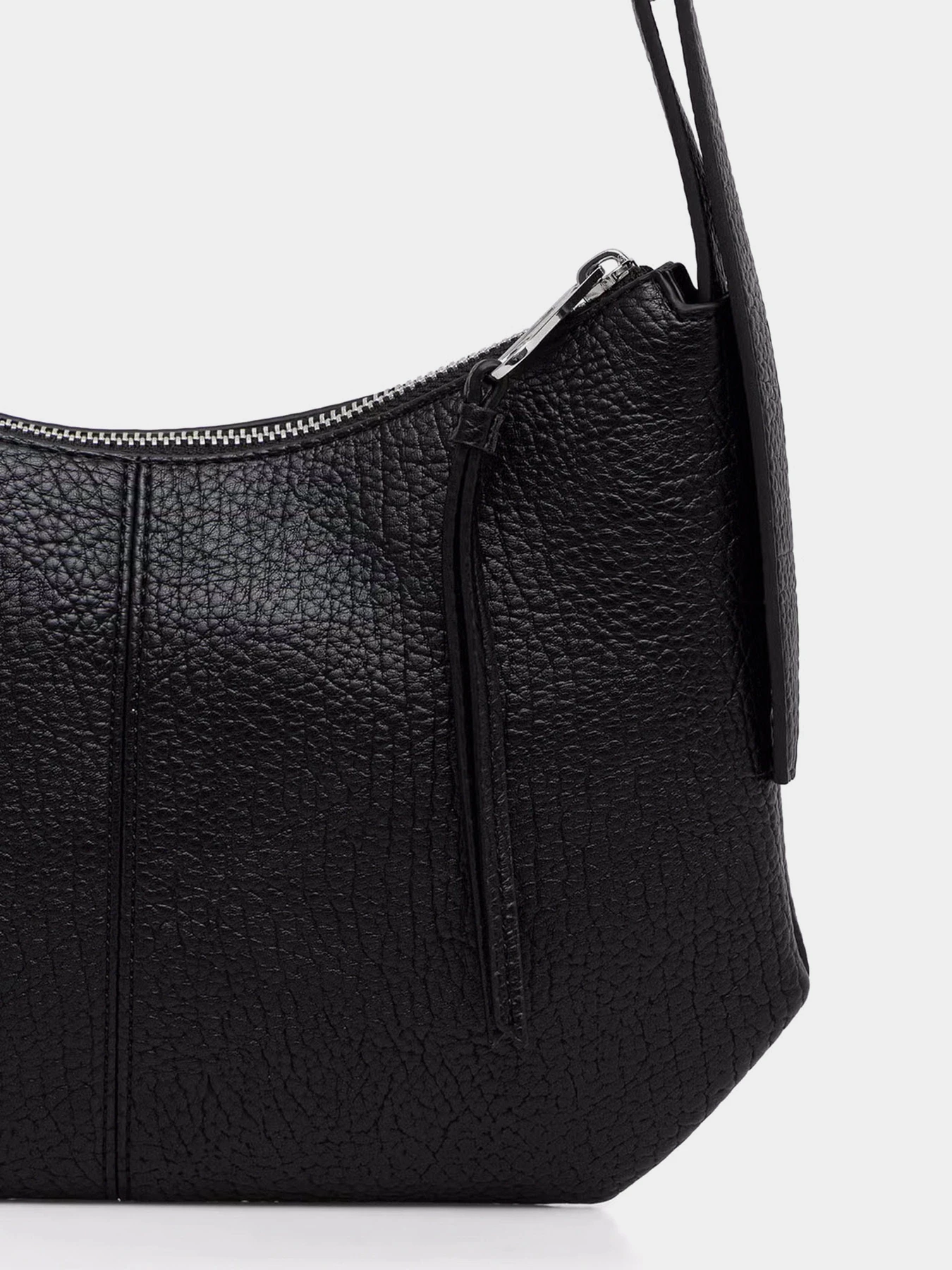 Сумки Tommy Hilfiger модель AW0AW18777-BDS Сумки Tommy Hilfiger модель AW0AW18777-BDS Фото