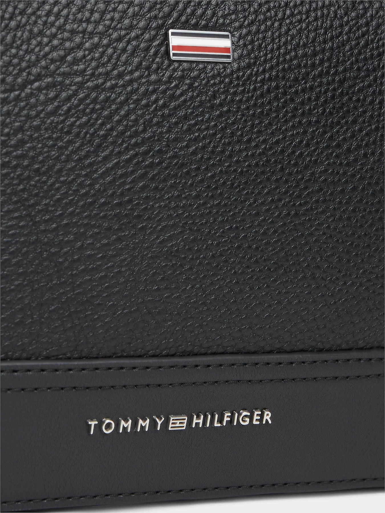 Сумки Tommy Hilfiger модель AM0AM14435-BDS Сумки Tommy Hilfiger модель AM0AM14435-BDS Фото