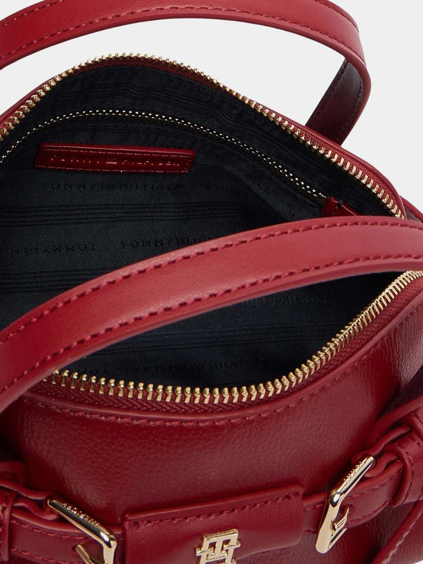 Сумки Tommy Hilfiger модель AW0AW19034-XLI Фото