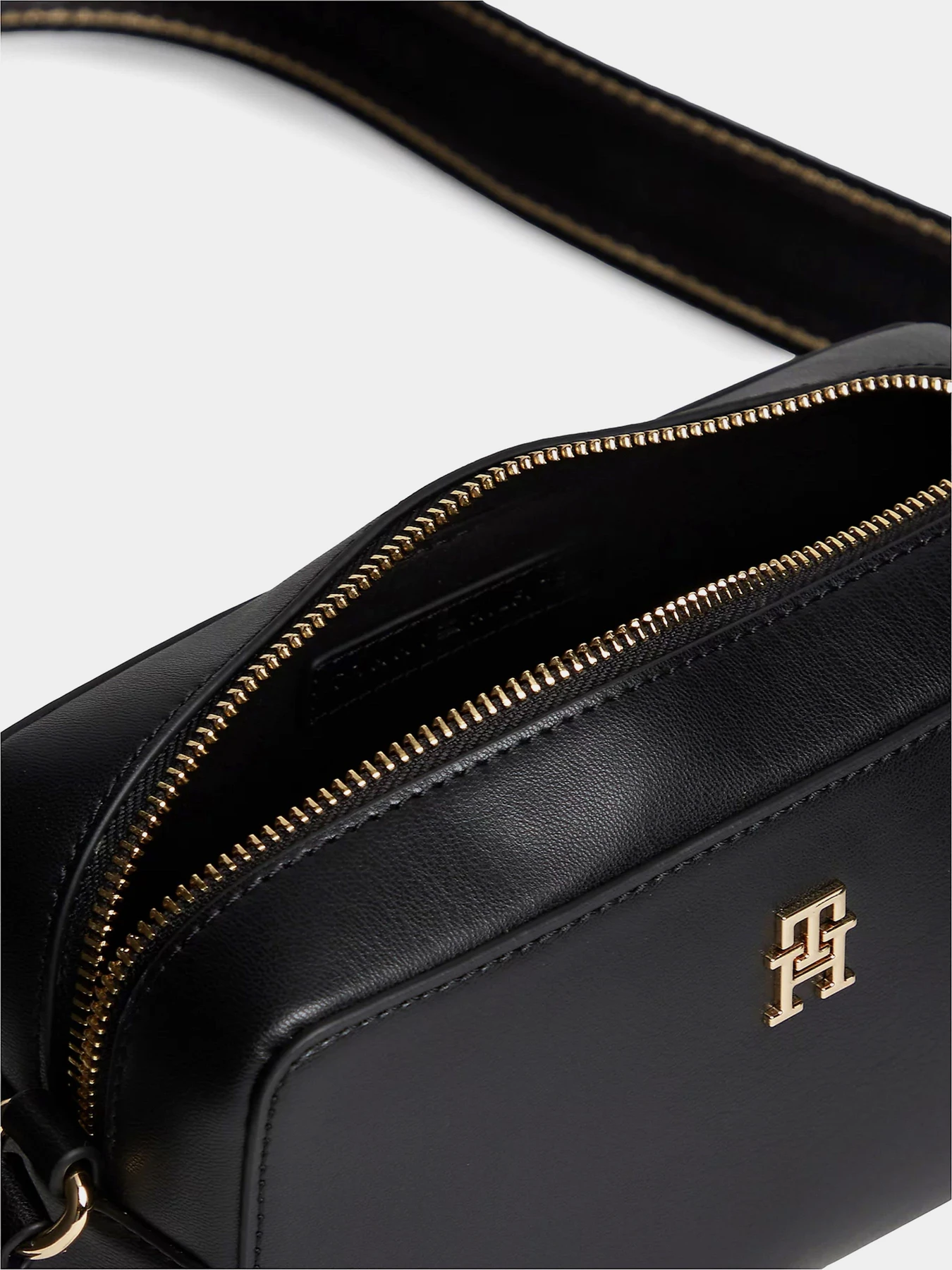 Сумки Tommy Hilfiger модель AW0AW19060-BDS Фото