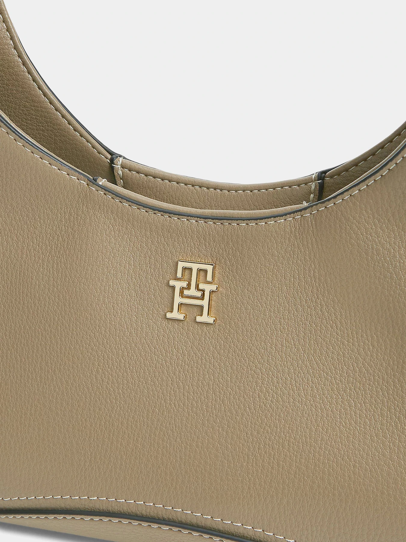 Сумки Tommy Hilfiger модель AW0AW19185-R06 Сумки Tommy Hilfiger модель AW0AW19185-R06 Фото