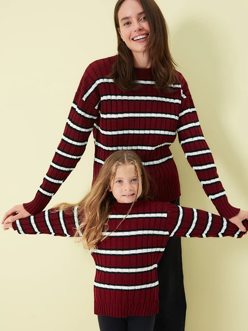 Свитры и кардиганы Trendyol модель TKDAW23KZ00059/Bordo Фото