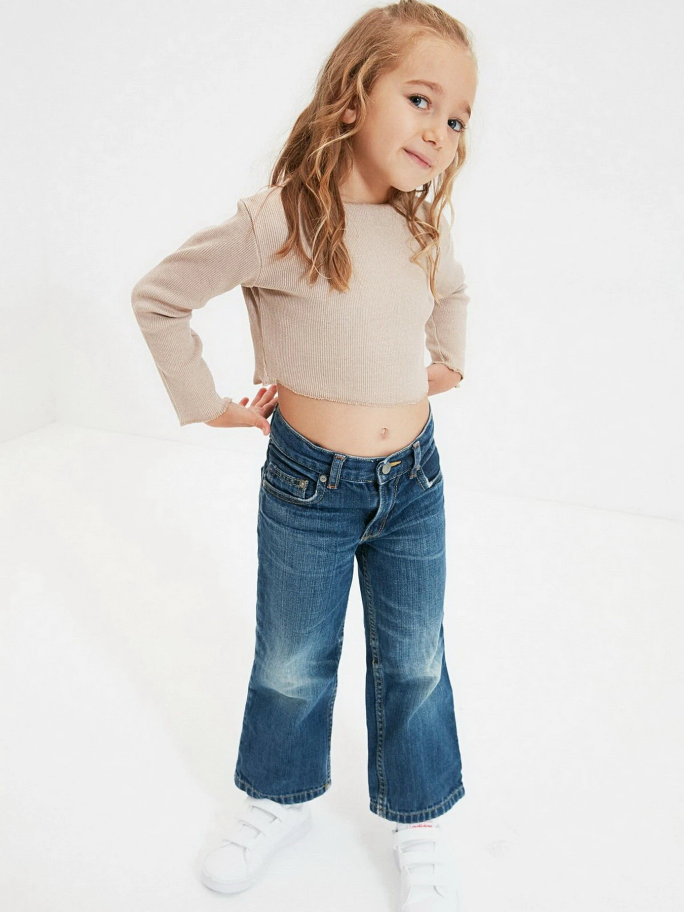 Свитры и кардиганы Trendyol модель TKDAW22BZ0696/Bej Фото
