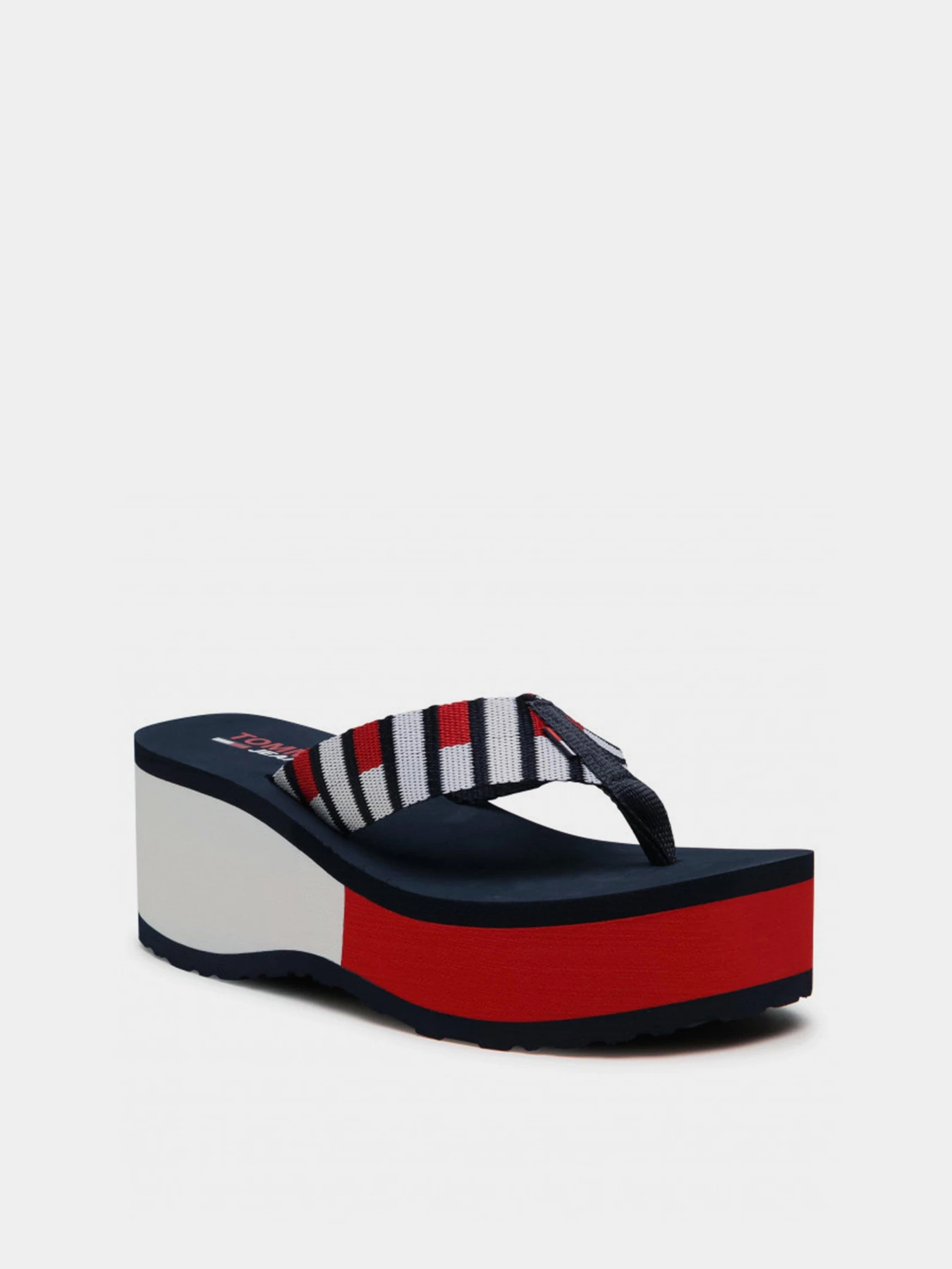 Шлёпанцы Tommy Hilfiger Flag Webbing High Beach модель EN0EN01303-C87 Шлёпанцы Tommy Hilfiger Flag Webbing High Beach модель EN0EN01303-C87 Фото