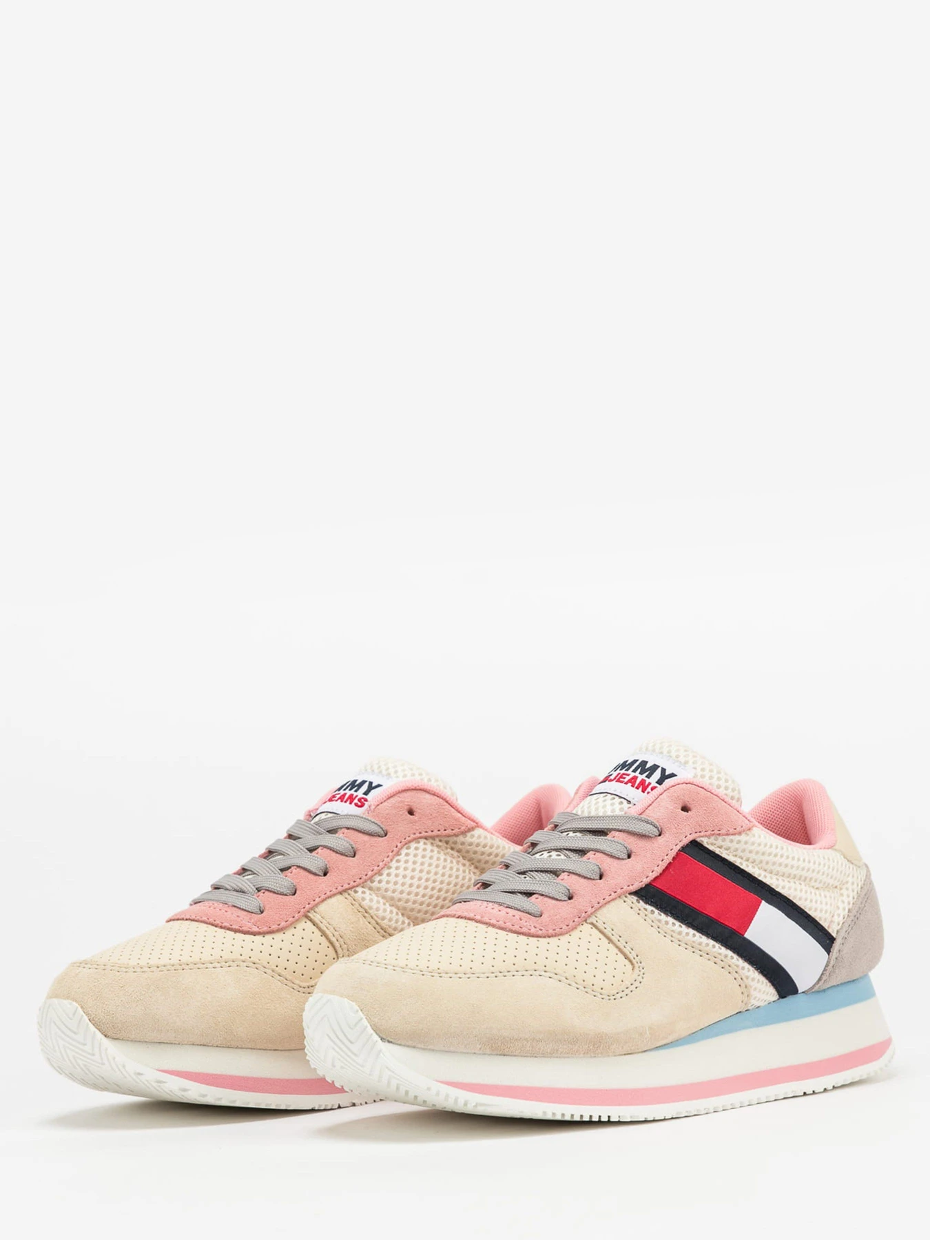 Кроссовки Tommy Hilfiger Flatform Runner модель EN0EN01357-AA8 Кроссовки Tommy Hilfiger Flatform Runner модель EN0EN01357-AA8 Фото