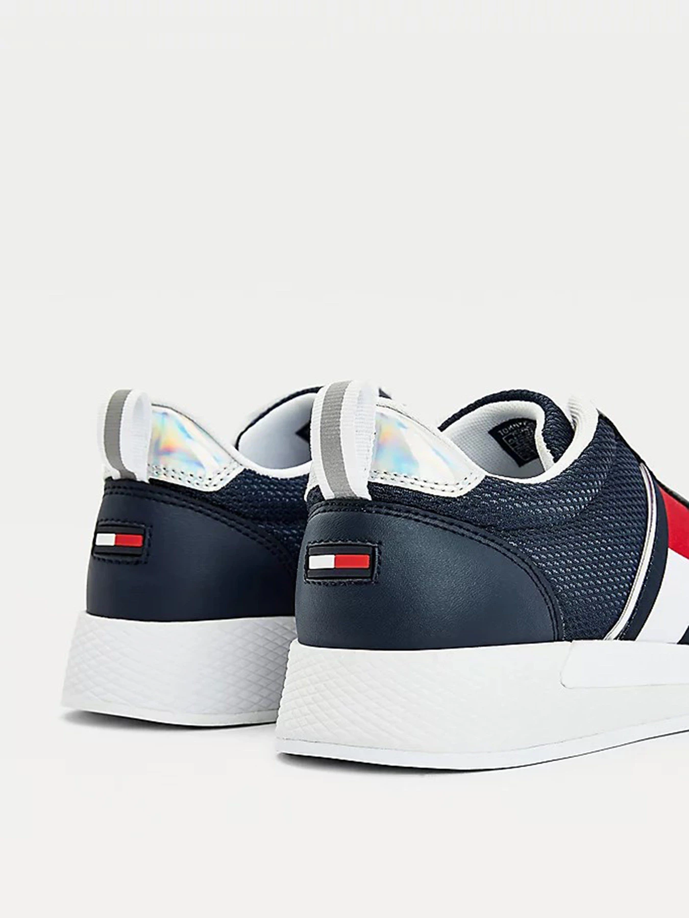 Кроссовки Tommy Hilfiger модель EN0EN01359-C87 Кроссовки Tommy Hilfiger модель EN0EN01359-C87 Фото
