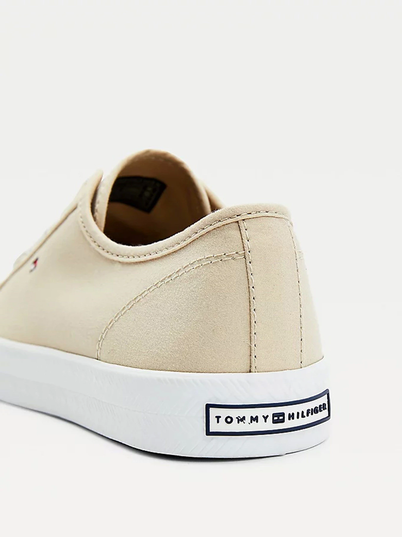 Кеды Tommy Hilfiger модель FW0FW04848-ACI Кеды Tommy Hilfiger модель FW0FW04848-ACI Фото