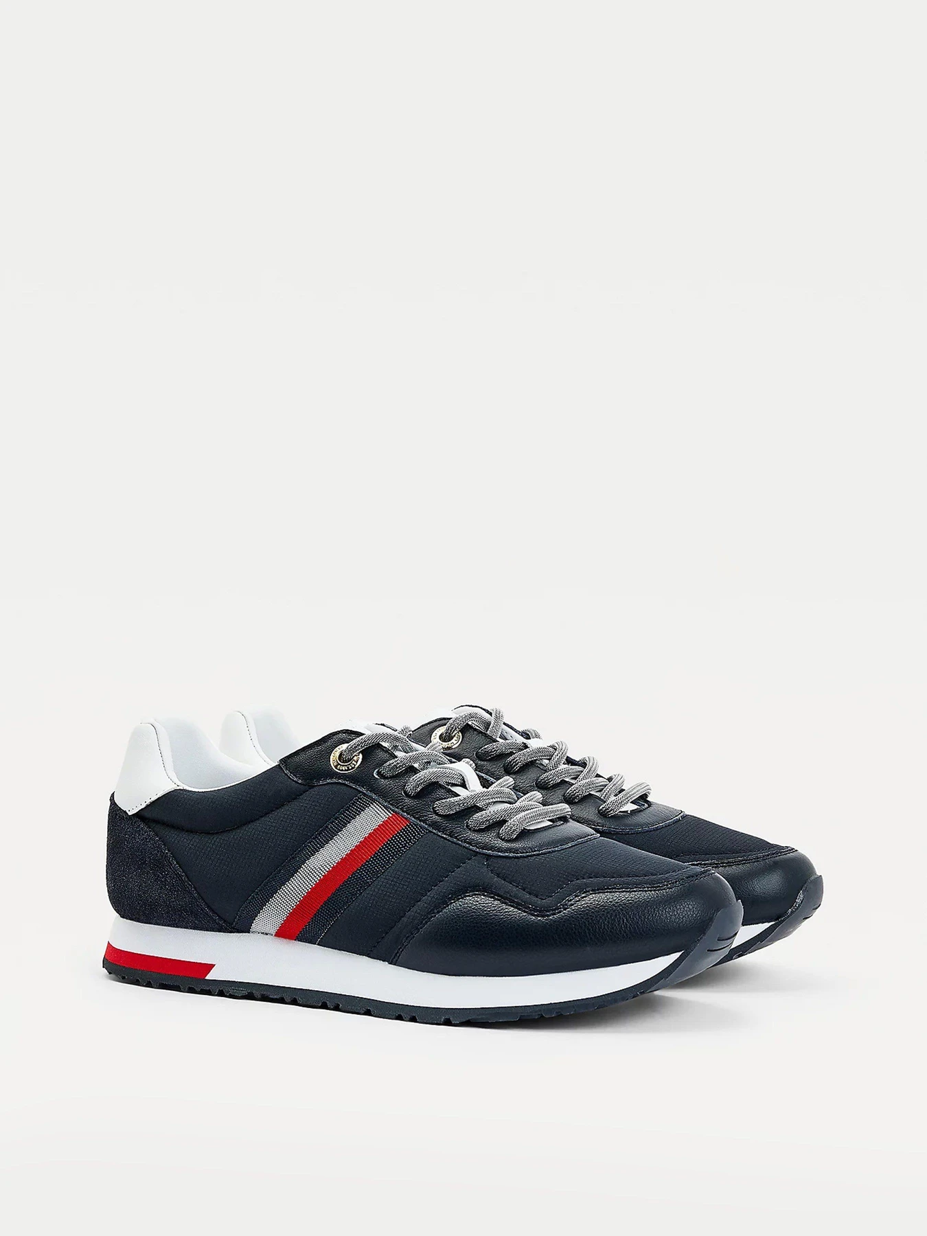 Кроссовки Tommy Hilfiger модель FW0FW05560-DW5 Кроссовки Tommy Hilfiger модель FW0FW05560-DW5 Фото