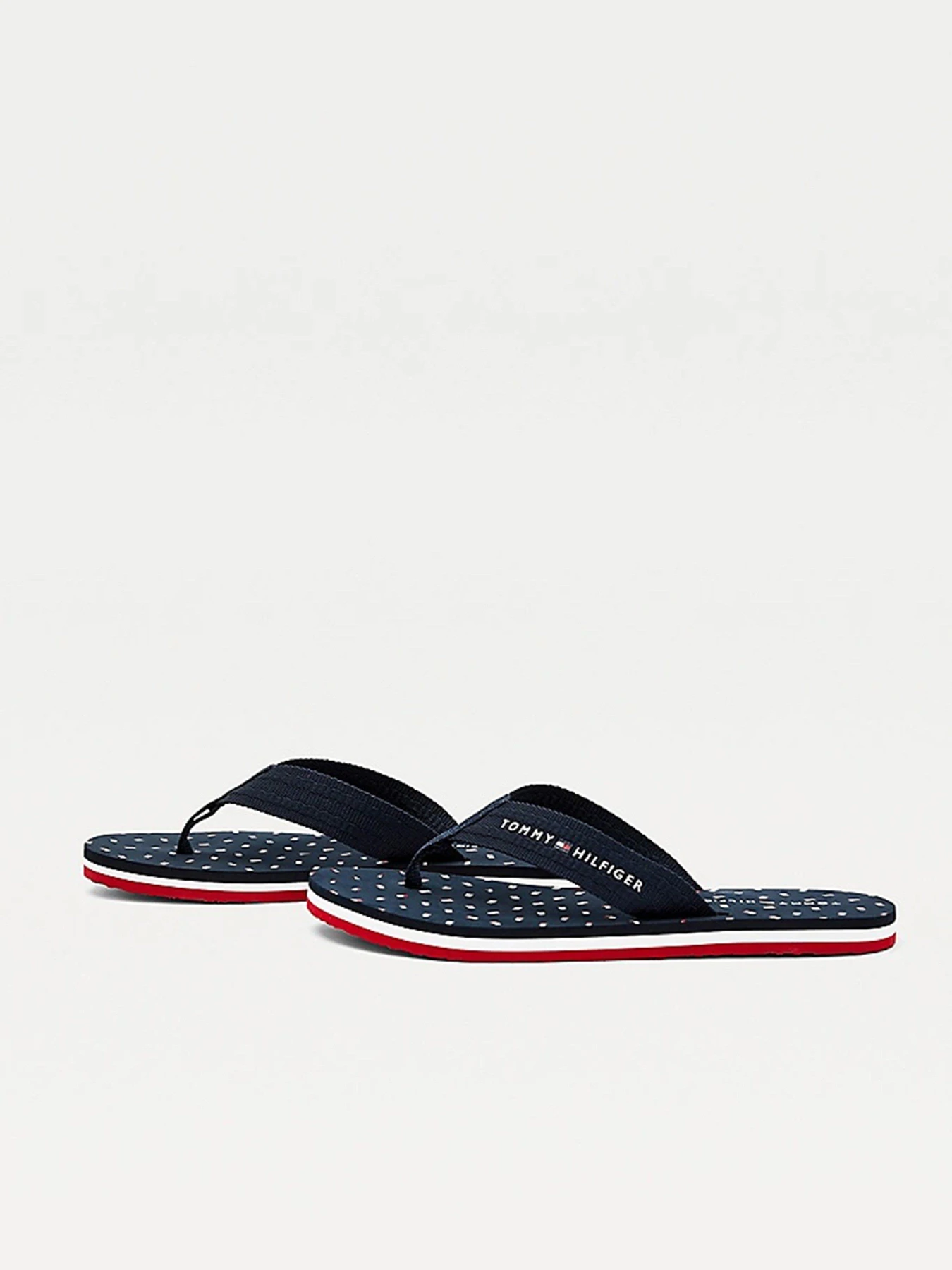 Шлёпанцы Tommy Hilfiger модель FW0FW05663-DW5 Шлёпанцы Tommy Hilfiger модель FW0FW05663-DW5 Фото