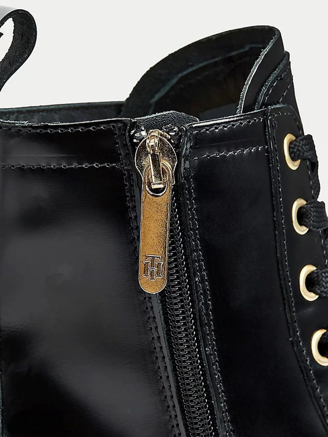 Ботинки и сапоги Tommy Hilfiger модель FW0FW06008-BDS Фото