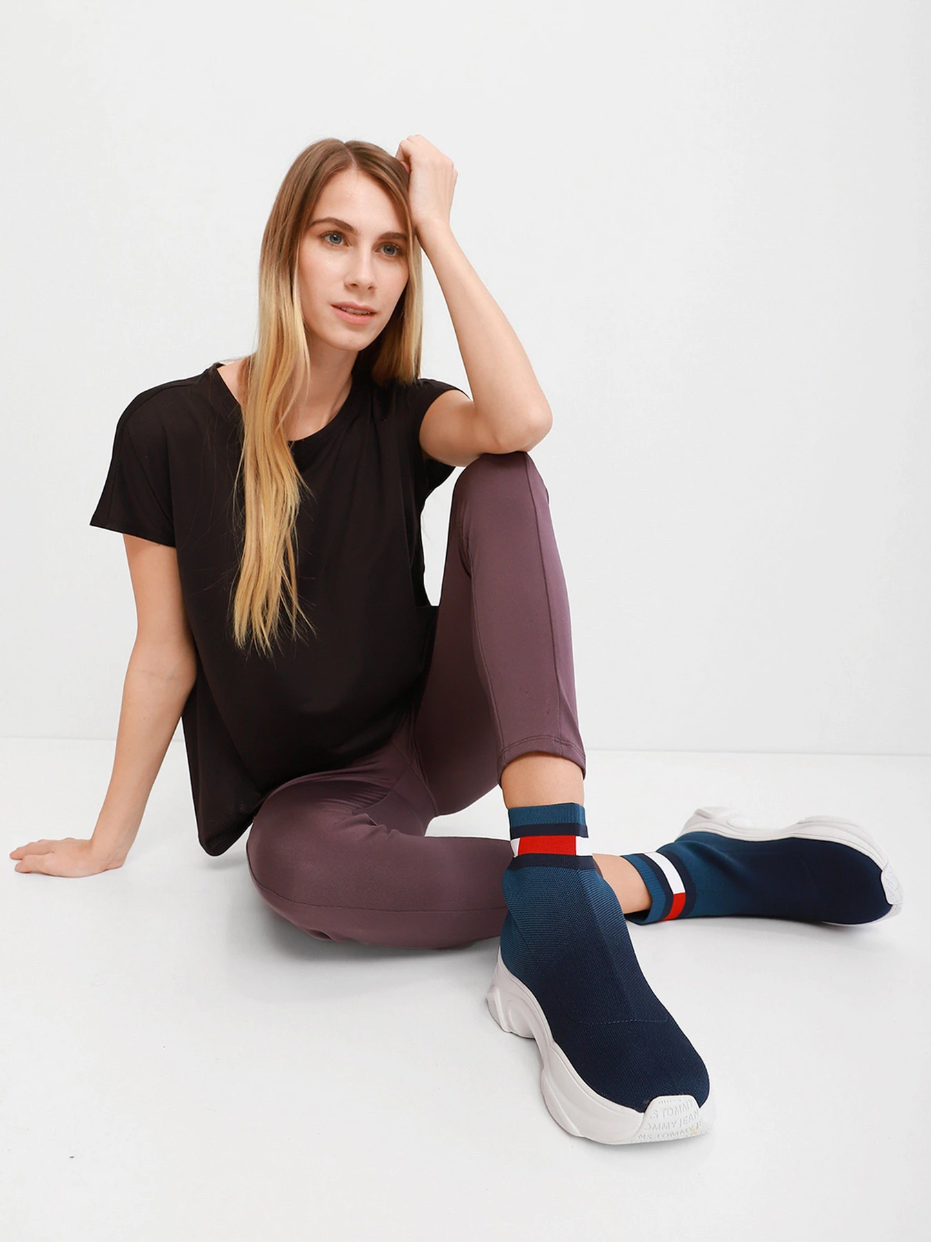 Ботинки и сапоги Tommy Hilfiger Ombre Knit Hybrid модель EN0EN01592-C87 Ботинки и сапоги Tommy Hilfiger Ombre Knit Hybrid модель EN0EN01592-C87 Фото
