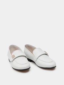Туфли и лоферы Tommy Hilfiger ESSENTIAL LEATHER LOAFERS модель FW0FW05786-YBL Фото