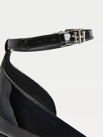 Туфли и лоферы Tommy Hilfiger ESSENTIAL PATENT COURT SHOES модель FW0FW05785-BDS Фото