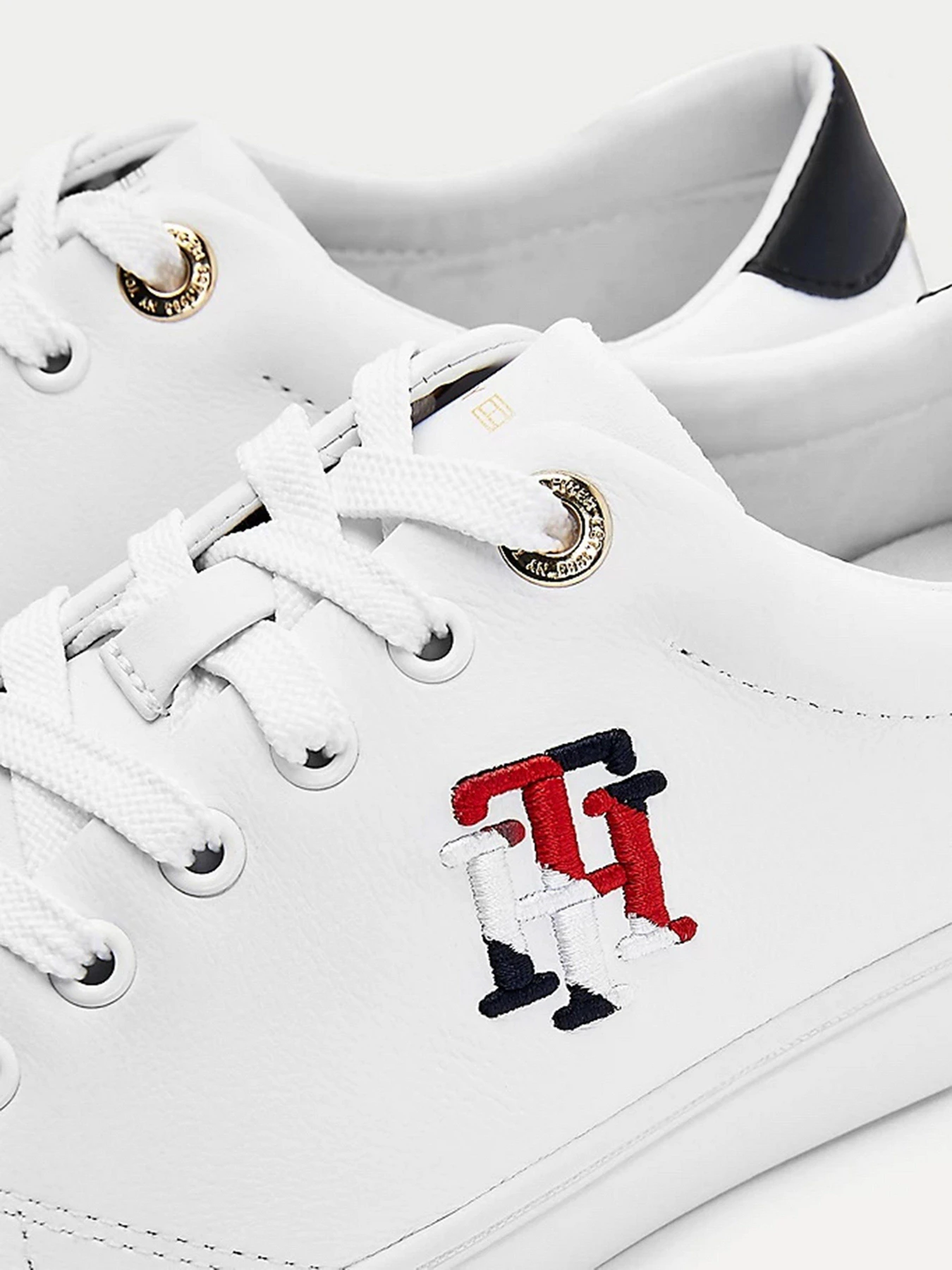 Кеды Tommy Hilfiger LEATHER MONOGRAM TRAINERS модель FW0FW05794-YBR Кеды Tommy Hilfiger LEATHER MONOGRAM TRAINERS модель FW0FW05794-YBR Фото