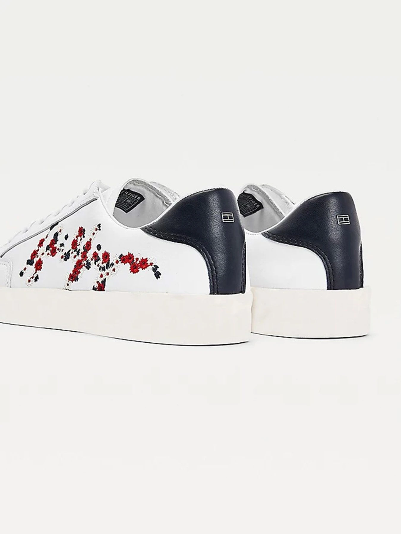 Кеды Tommy Hilfiger модель FW0FW05809-0K6 Кеды Tommy Hilfiger модель FW0FW05809-0K6 Фото