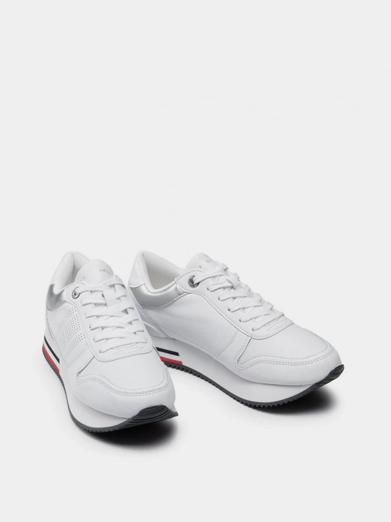 Кроссовки Tommy Hilfiger FLAG ORTHOLITE TRAINERS модель FW0FW05800-YBR Фото