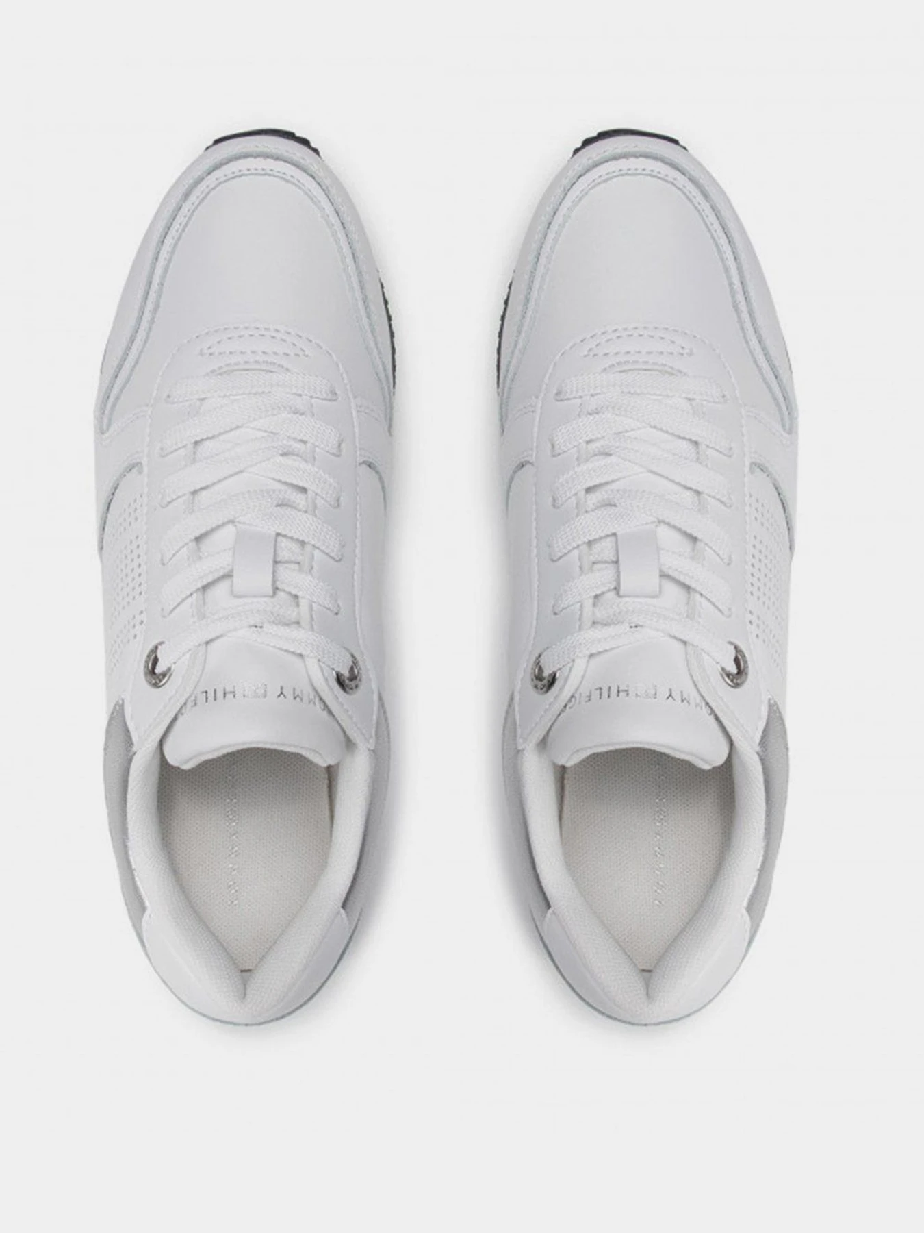 Кроссовки Tommy Hilfiger FLAG ORTHOLITE TRAINERS модель FW0FW05800-YBR Фото