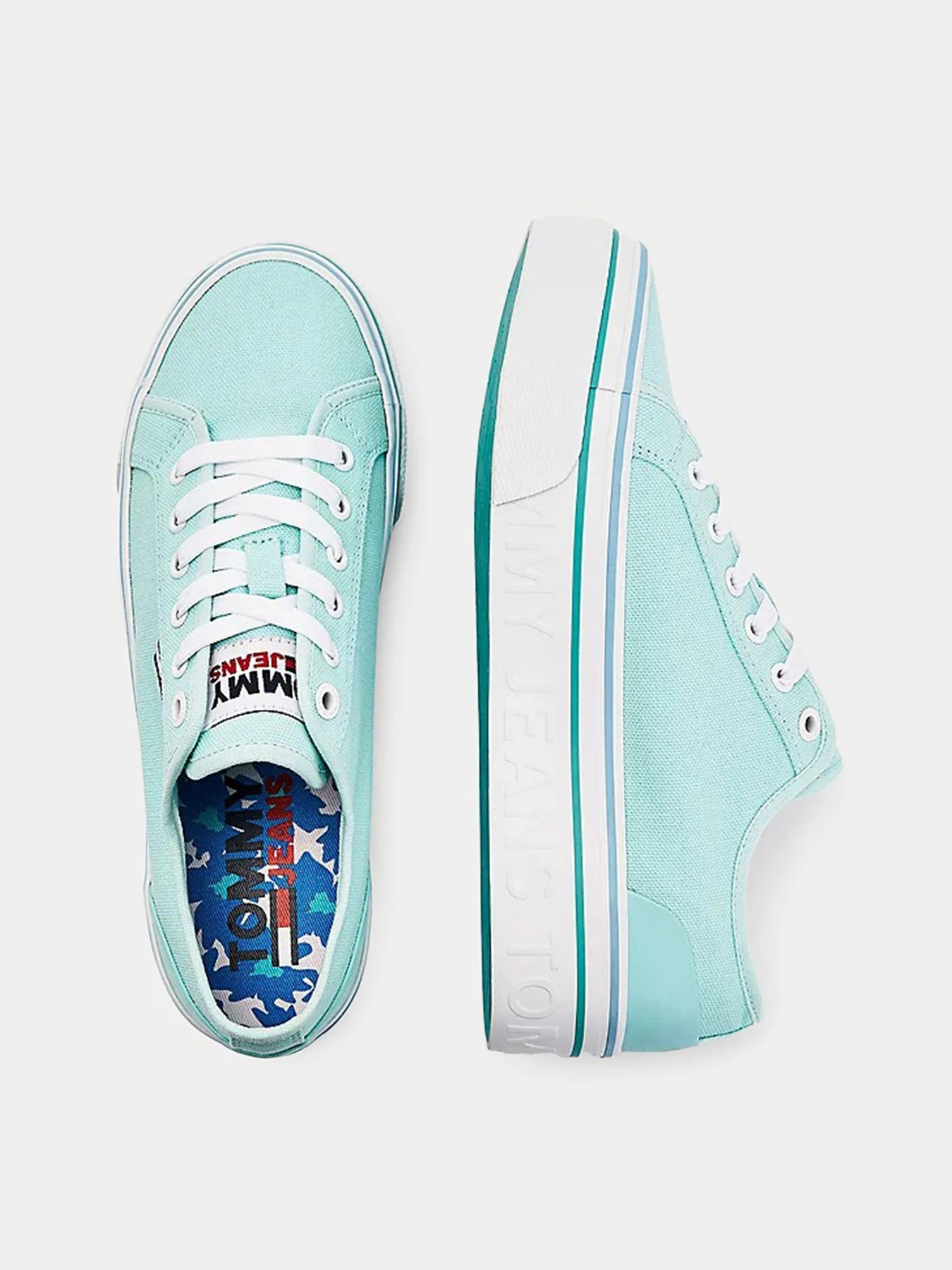 Кеды Tommy Hilfiger Flatform Vulc модель EN0EN01423-CSW Кеды Tommy Hilfiger Flatform Vulc модель EN0EN01423-CSW Фото